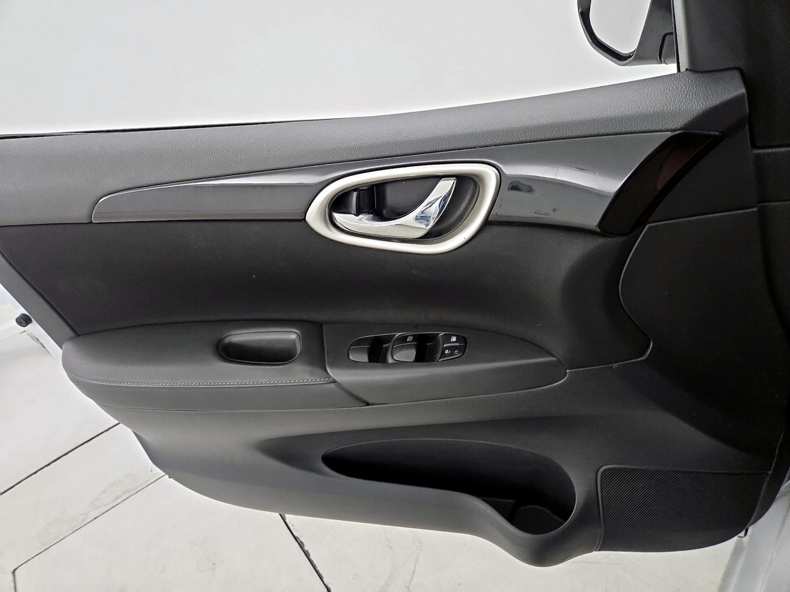 2019 Nissan Sentra SV - Photo 13