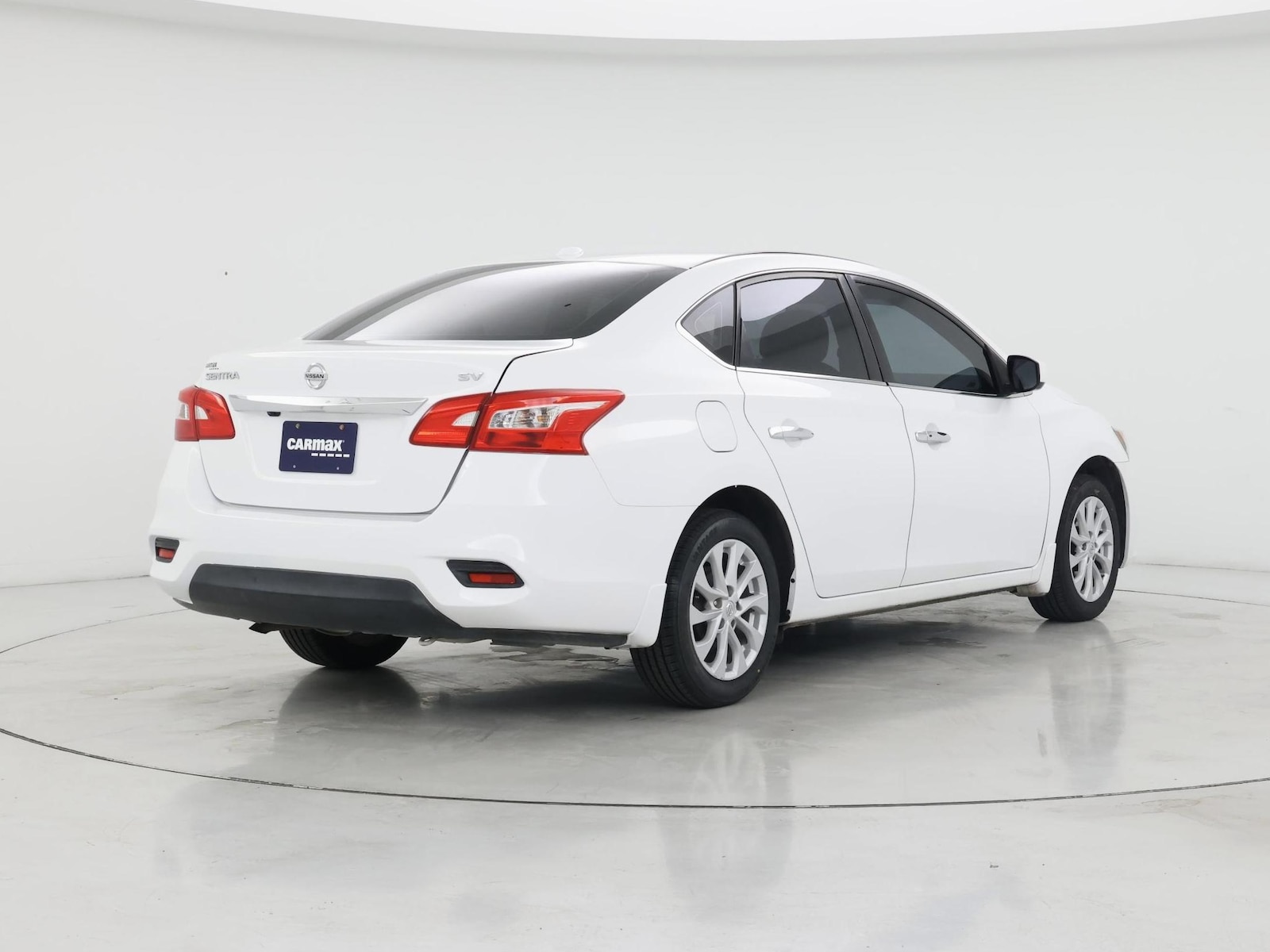 2019 Nissan Sentra SV - Photo 9