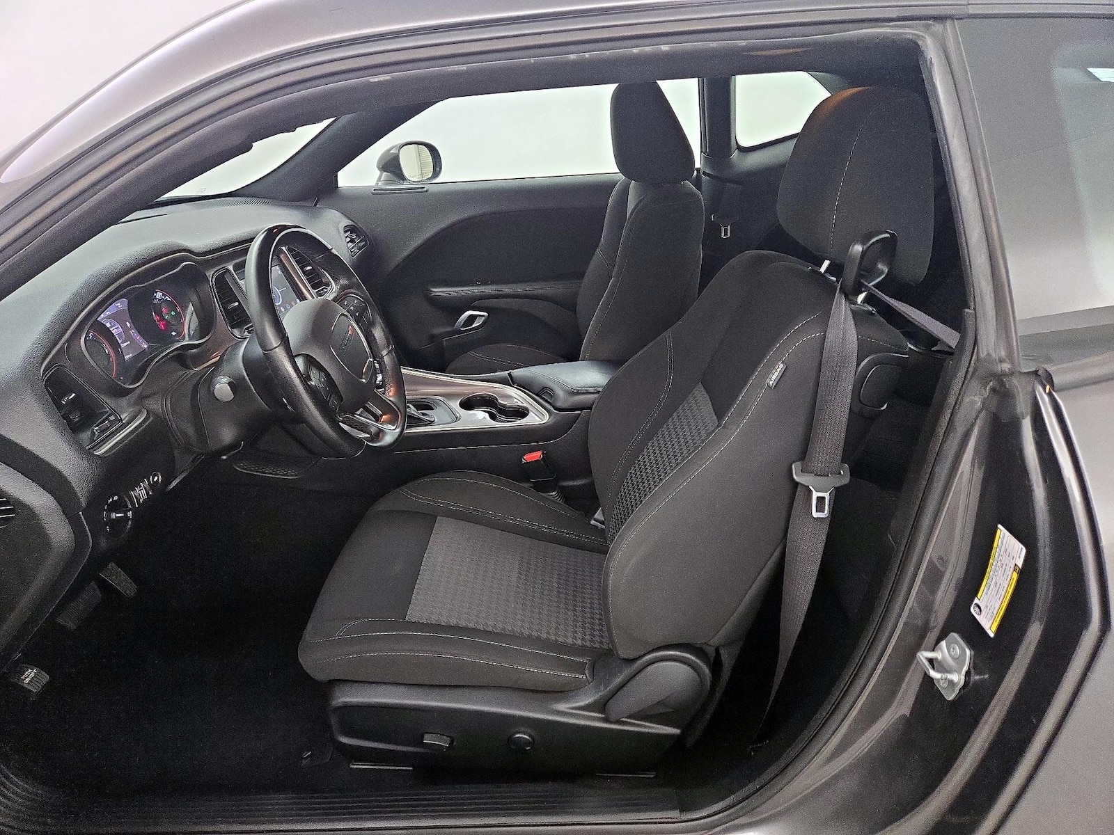 Power Seat(s) & Side Airbags
