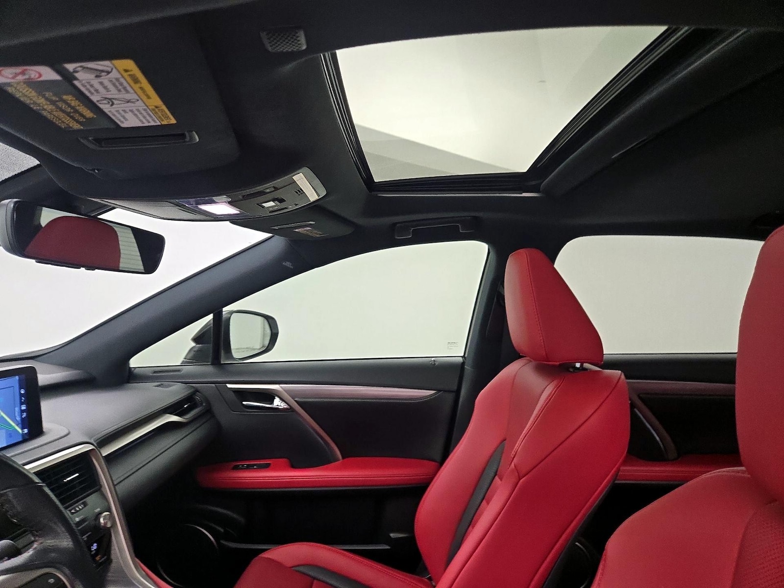 Sunroof(s) & Overhead Airbags