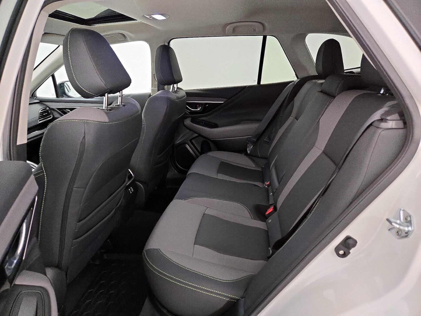 2025 Subaru Outback Onyx Edition - Photo 21