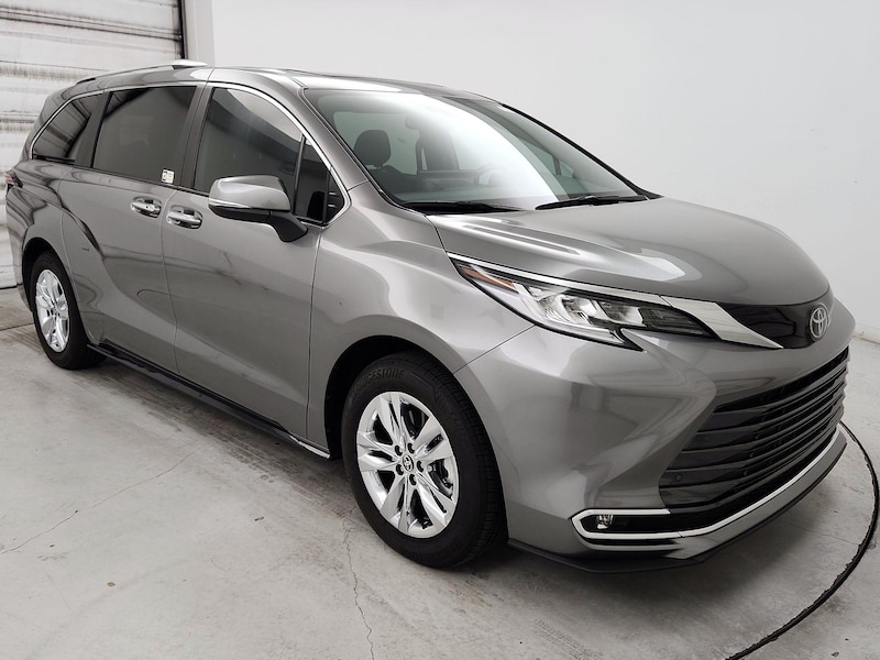2026 Toyota Sienna Limited