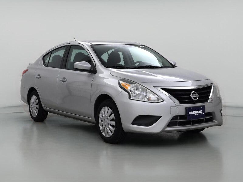 2019 Nissan Versa SV