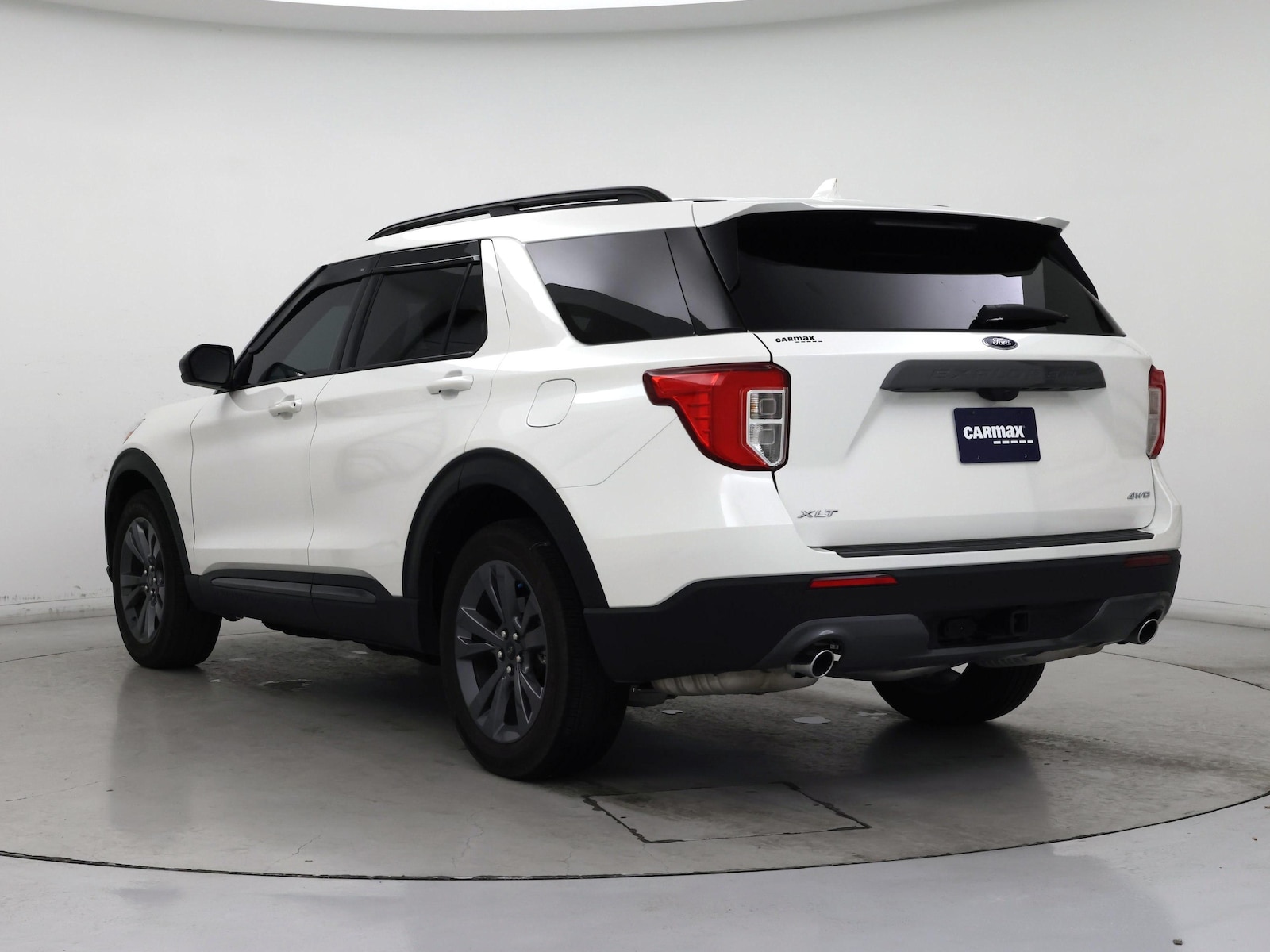 2024 Ford Explorer XLT - Photo 3
