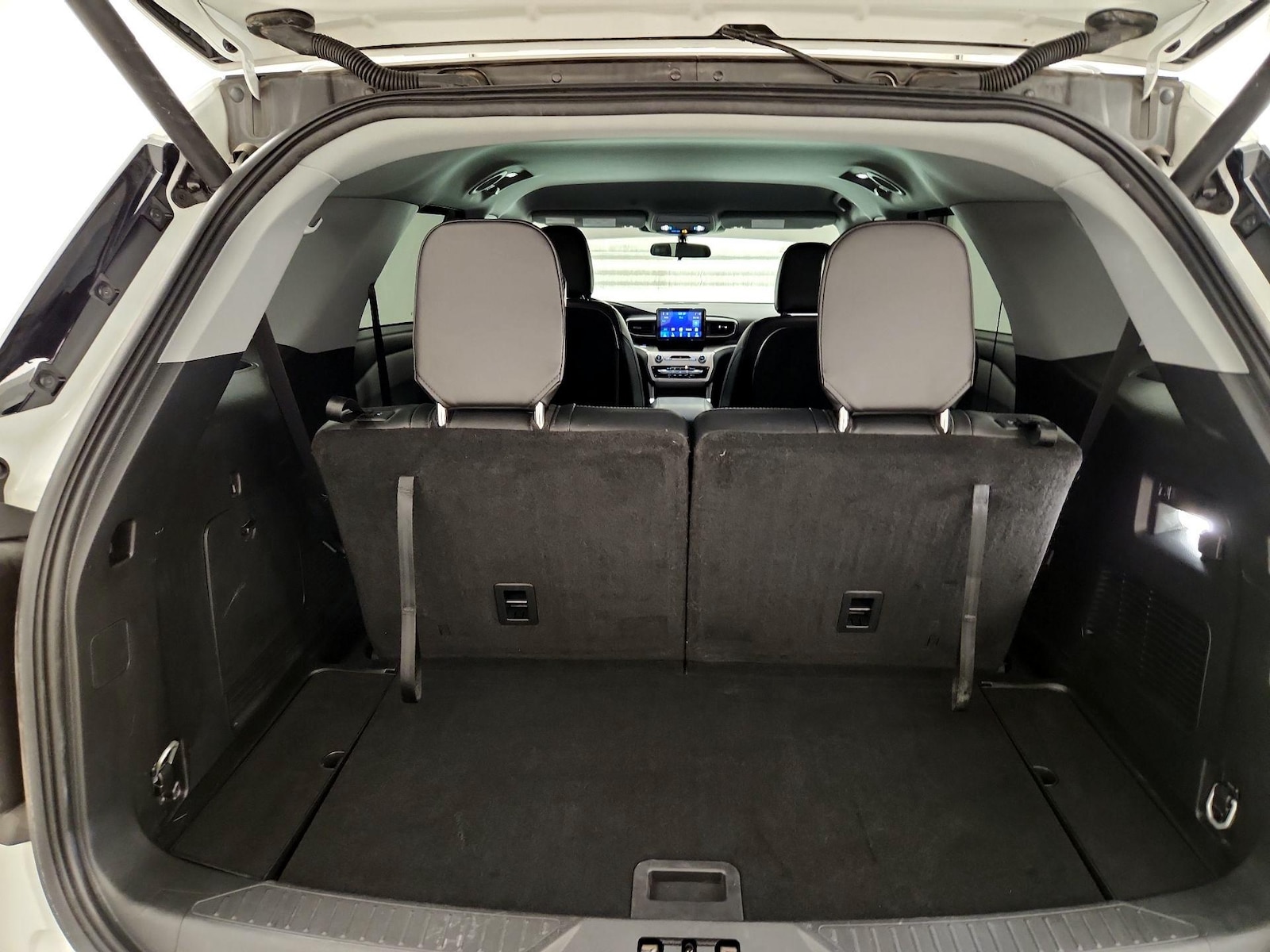 2024 Ford Explorer XLT - Photo 22