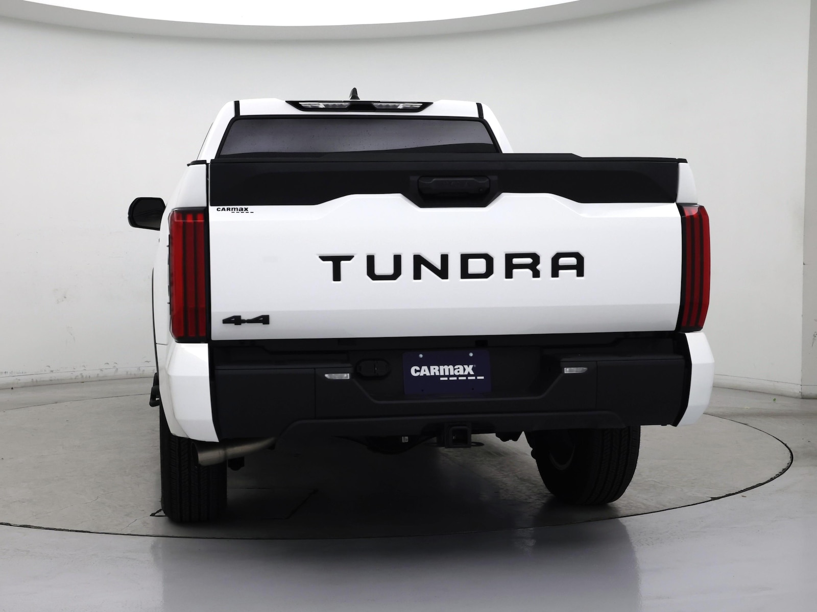 2025 Toyota Tundra SR5 - Photo 7