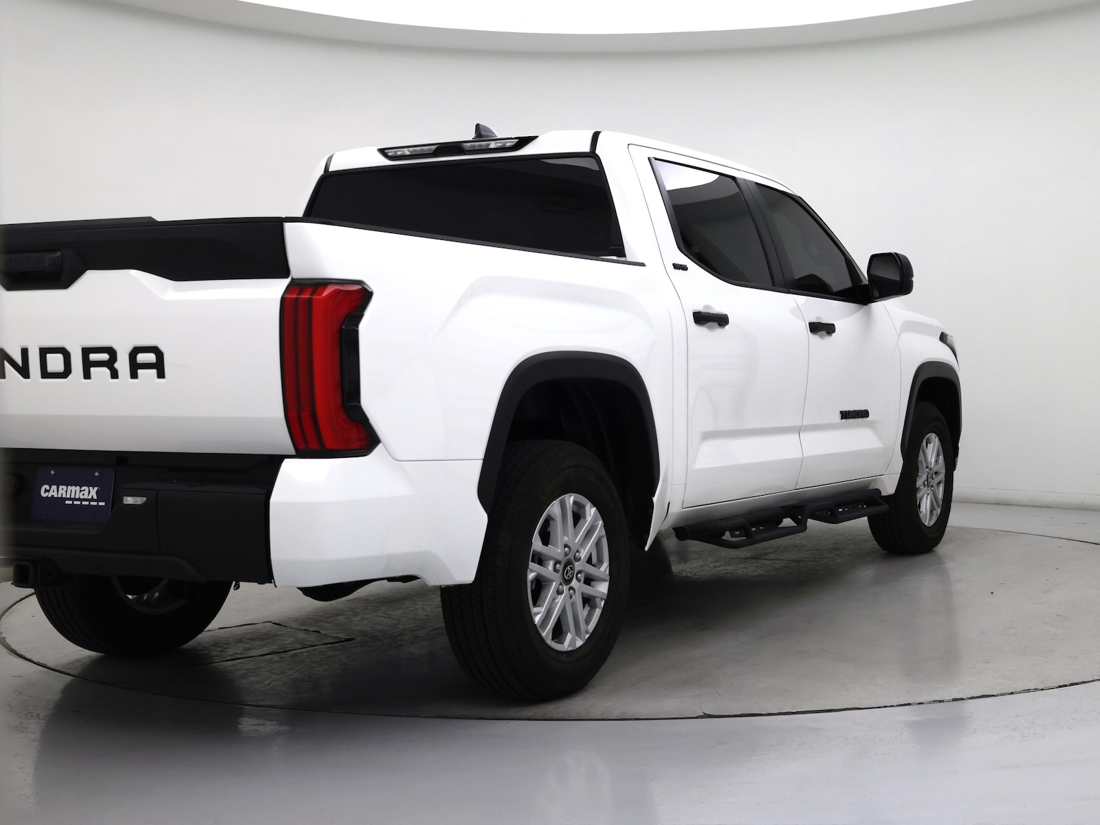 2025 Toyota Tundra SR5 - Photo 9