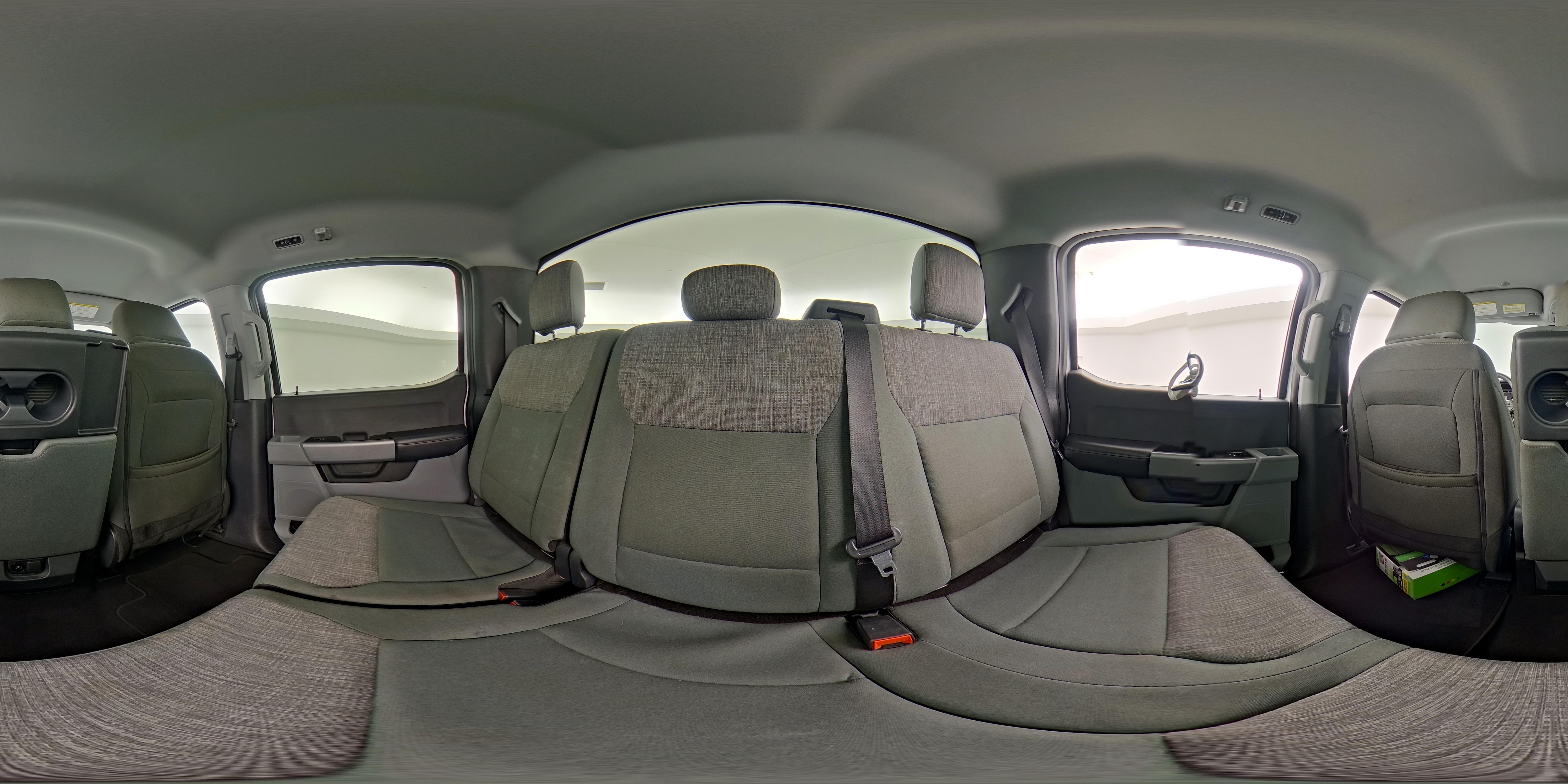 2024 Ford F-350 Super Duty XLT - Photo 25
