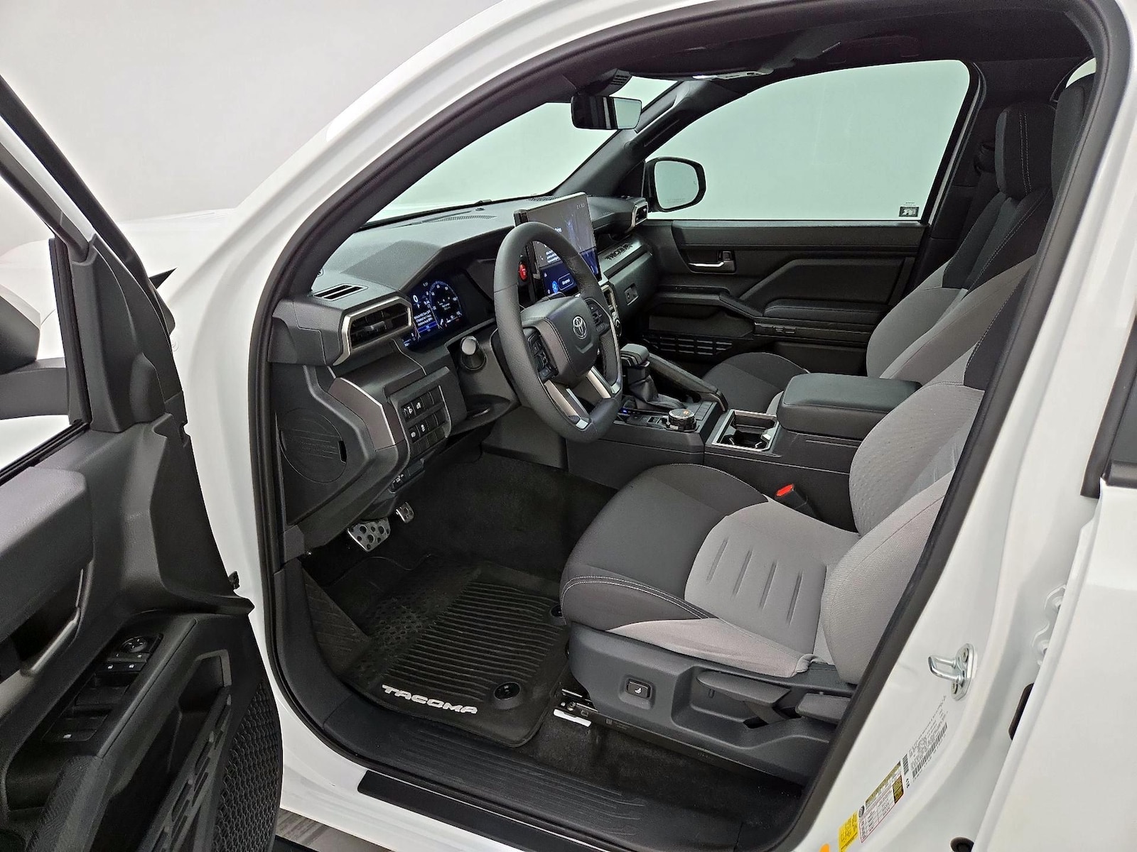 2026 Toyota Tacoma TRD Sport - Photo 12