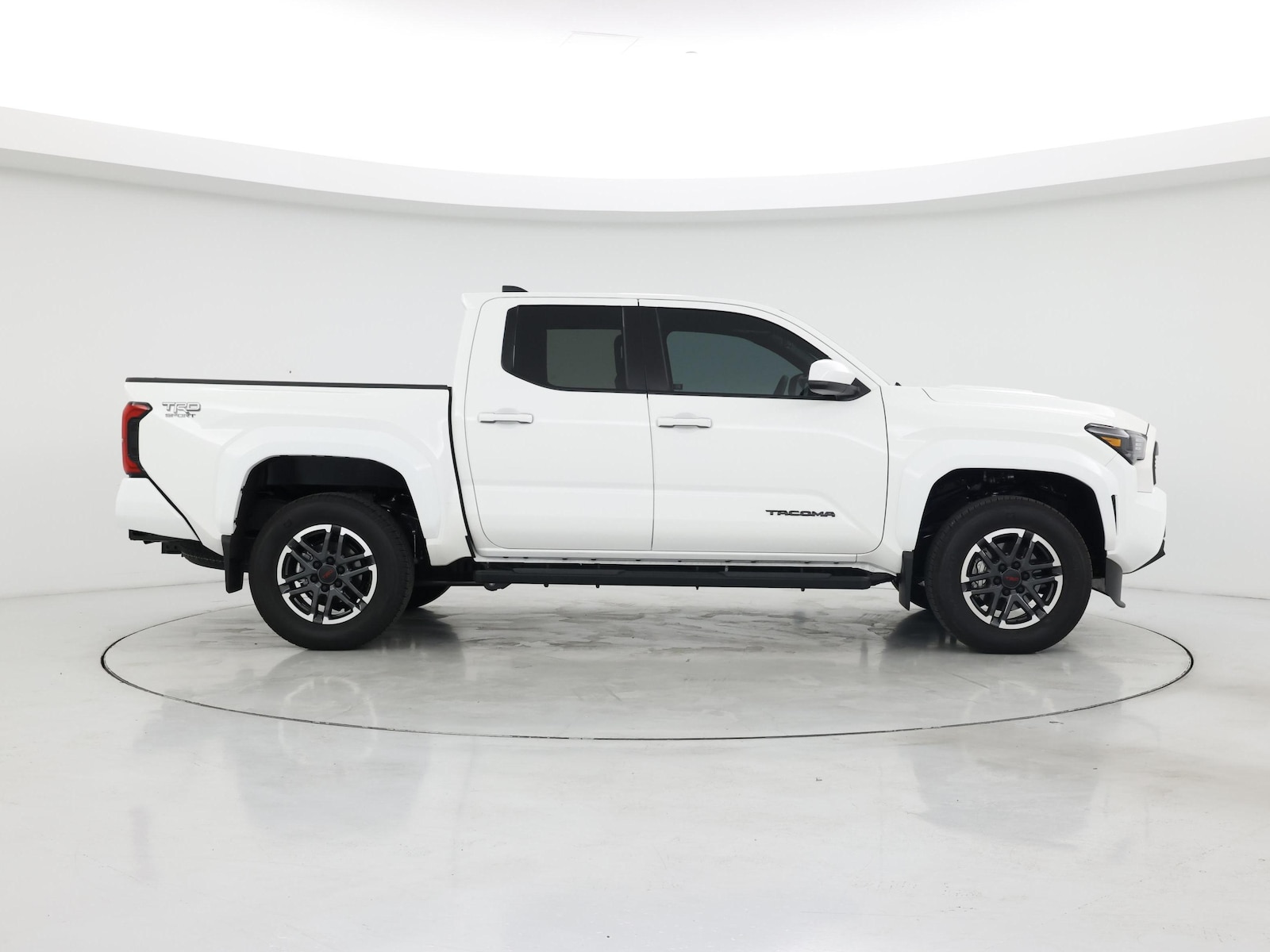 2026 Toyota Tacoma TRD Sport - Photo 8