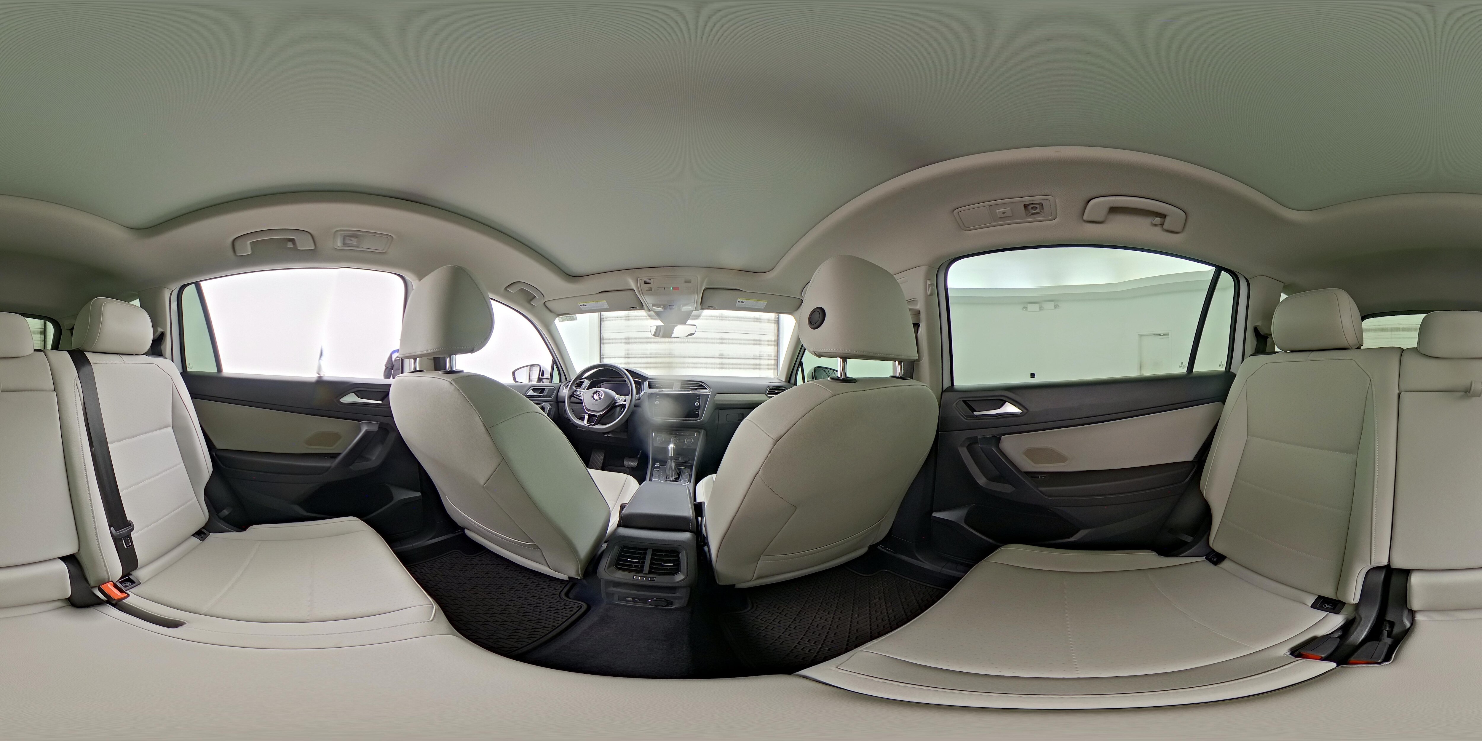 2021 Volkswagen Tiguan SEL - Photo 16