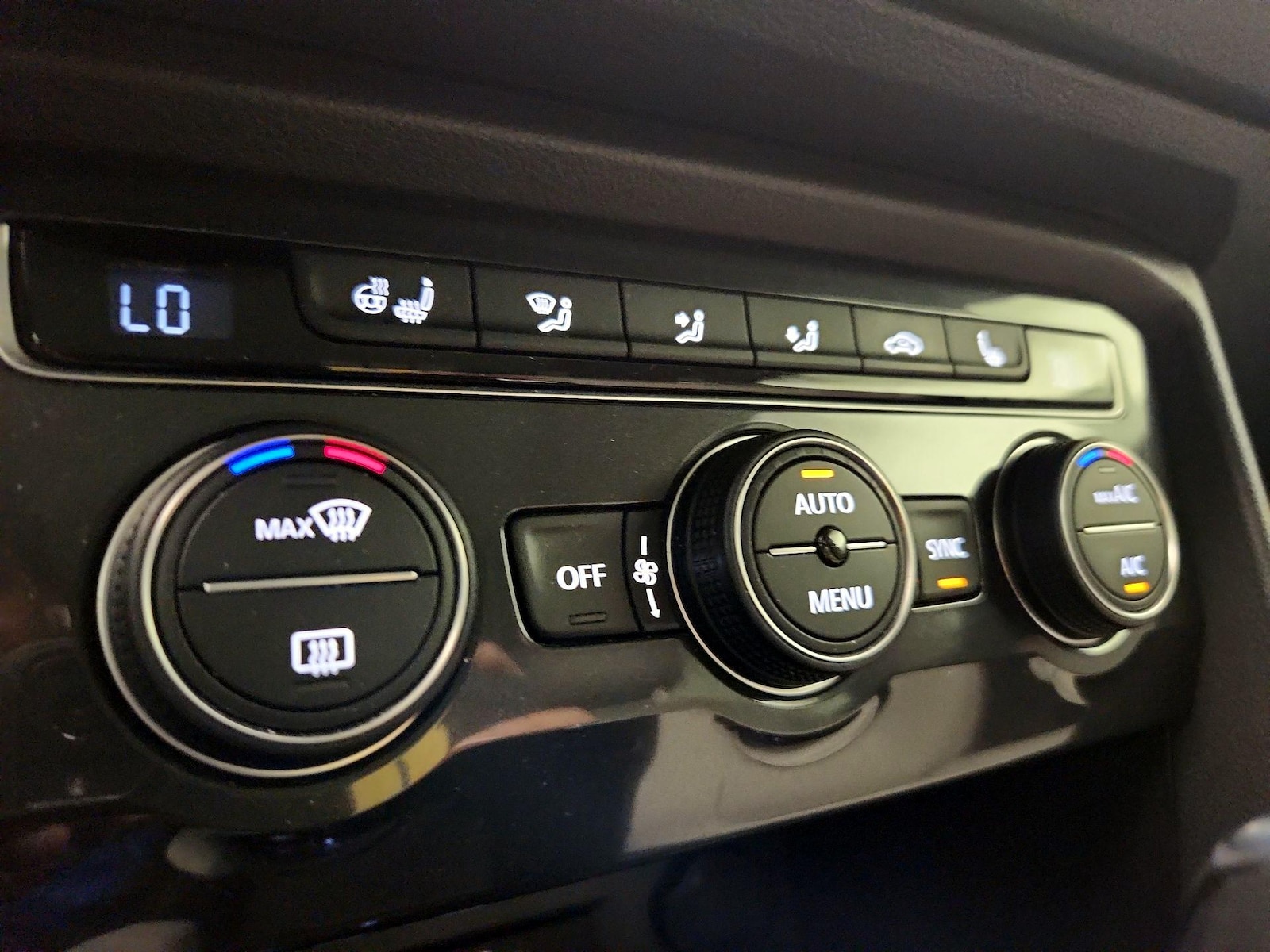 2021 Volkswagen Tiguan SEL - Photo 8