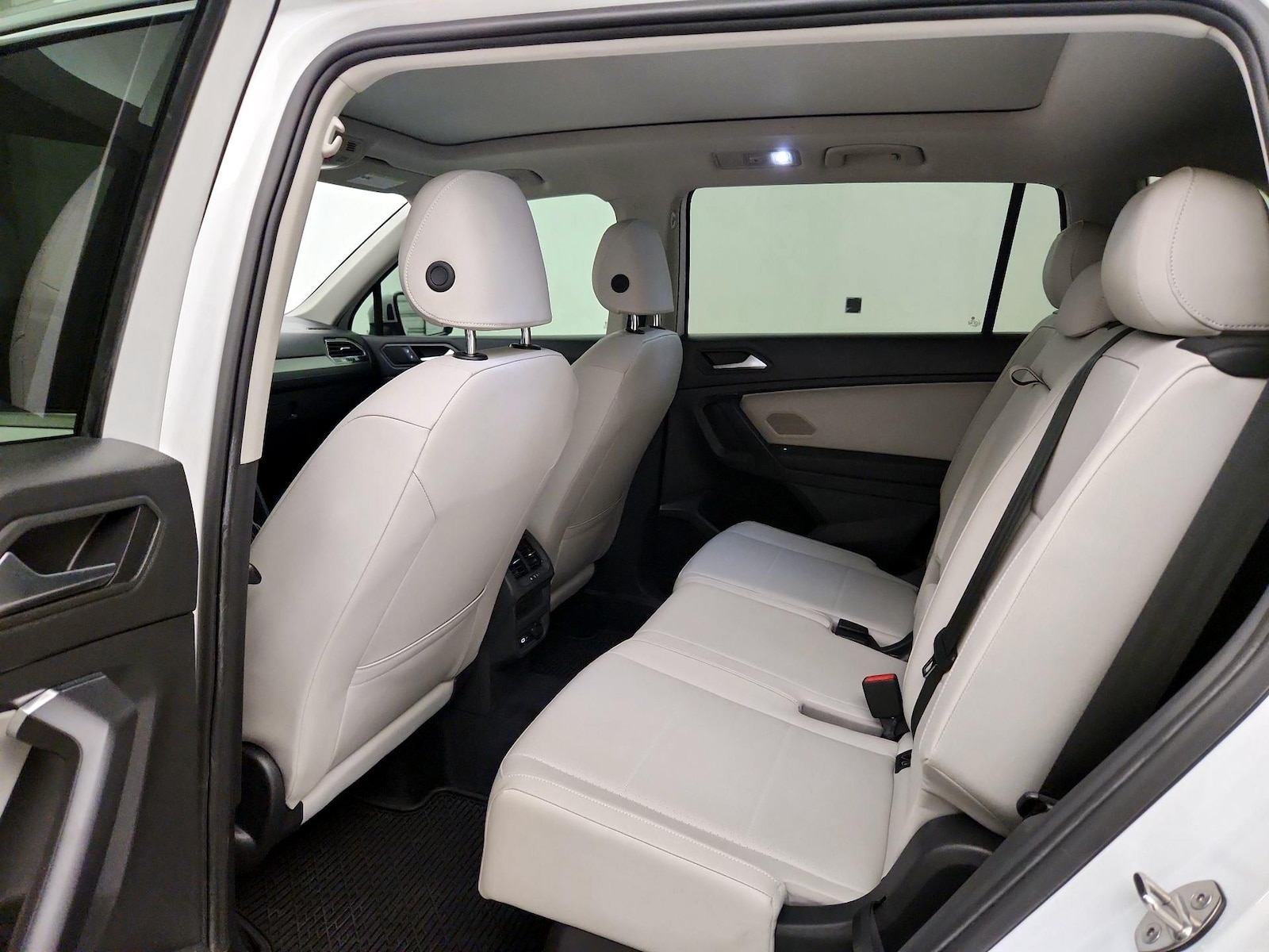 2021 Volkswagen Tiguan SEL - Photo 11