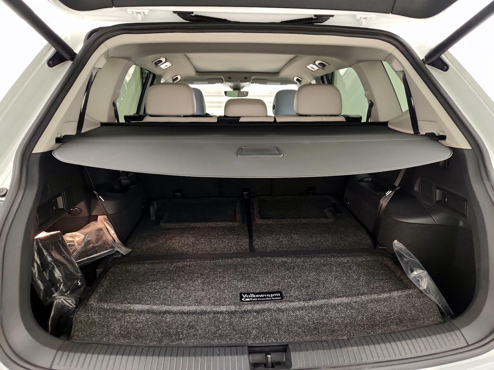 2021 Volkswagen Tiguan SEL - Photo 12