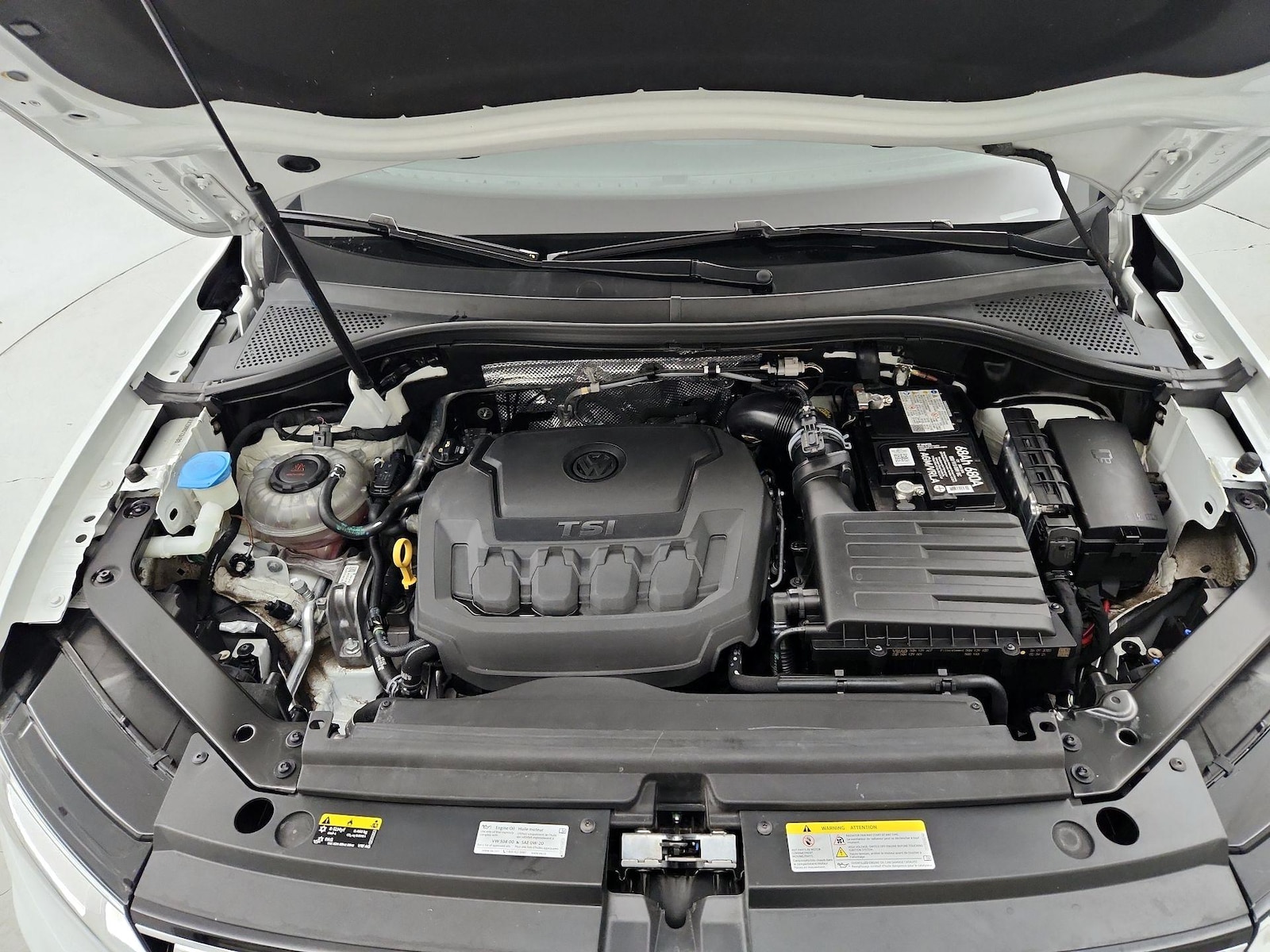 2021 Volkswagen Tiguan SEL - Photo 13