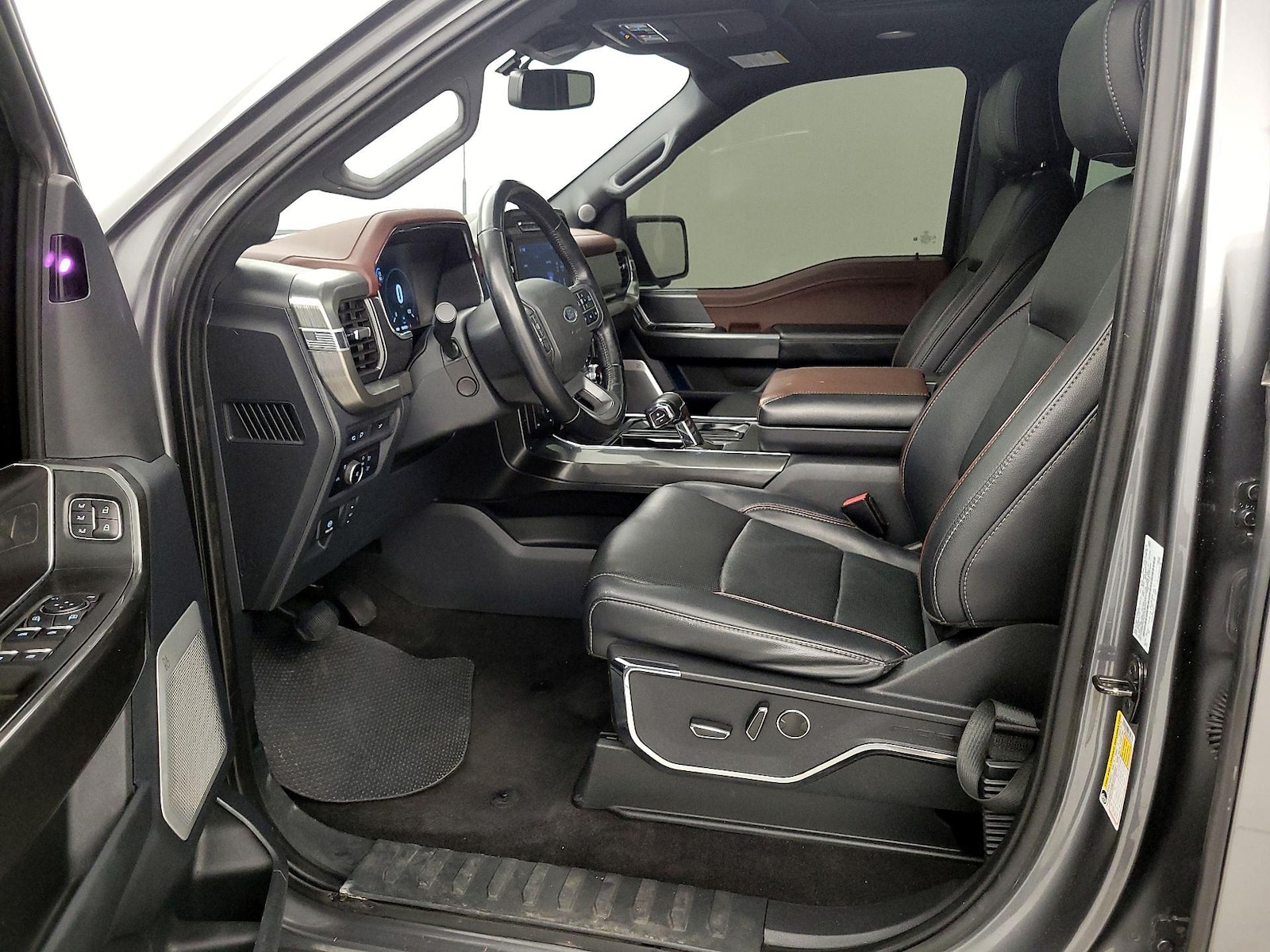2023 Ford F-150 Lariat - Photo 10