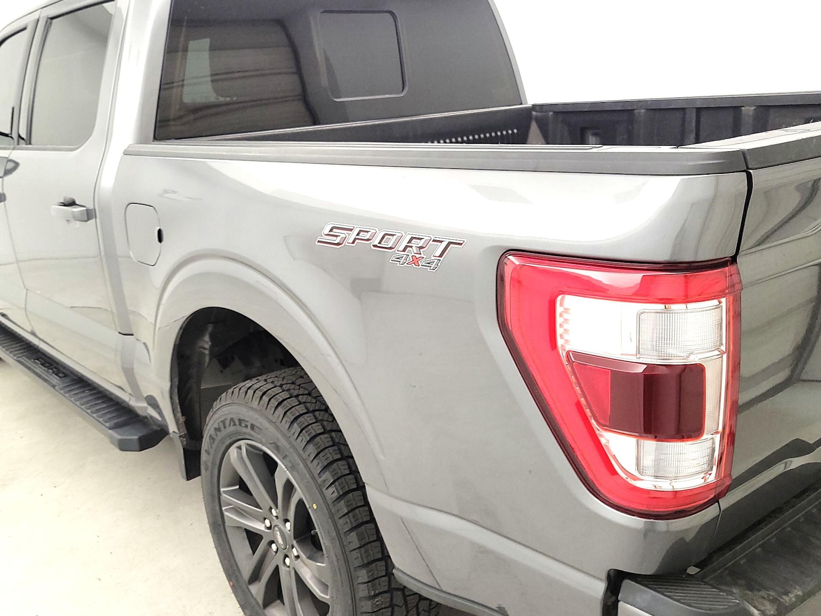 2023 Ford F-150 Lariat - Photo 7
