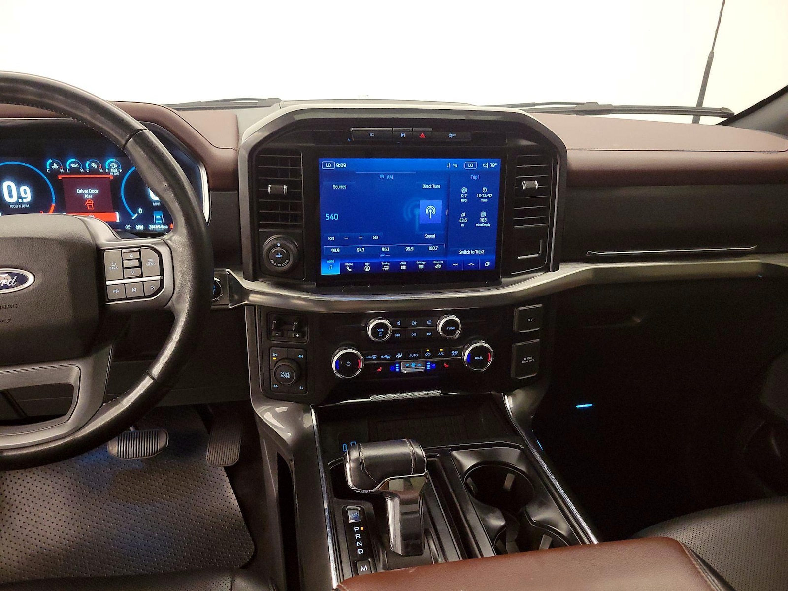 2023 Ford F-150 Lariat - Photo 8