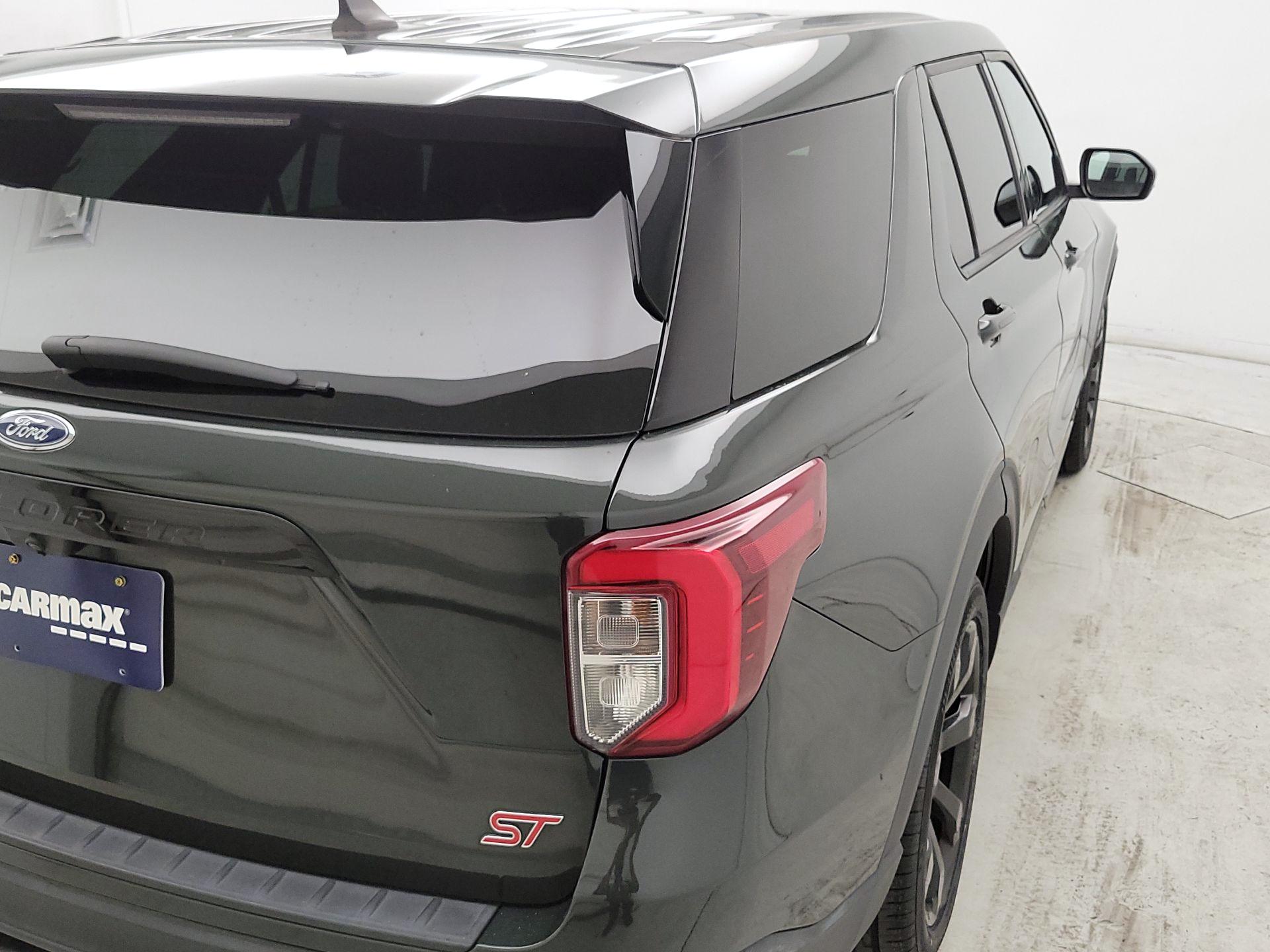 Thumbnail: 2022 Ford Explorer - 5