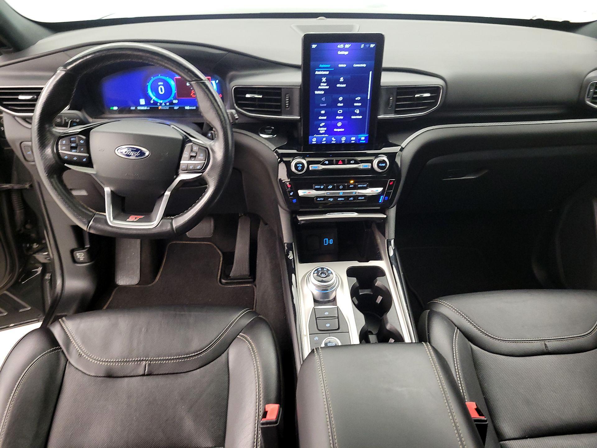 Thumbnail: 2022 Ford Explorer - 8