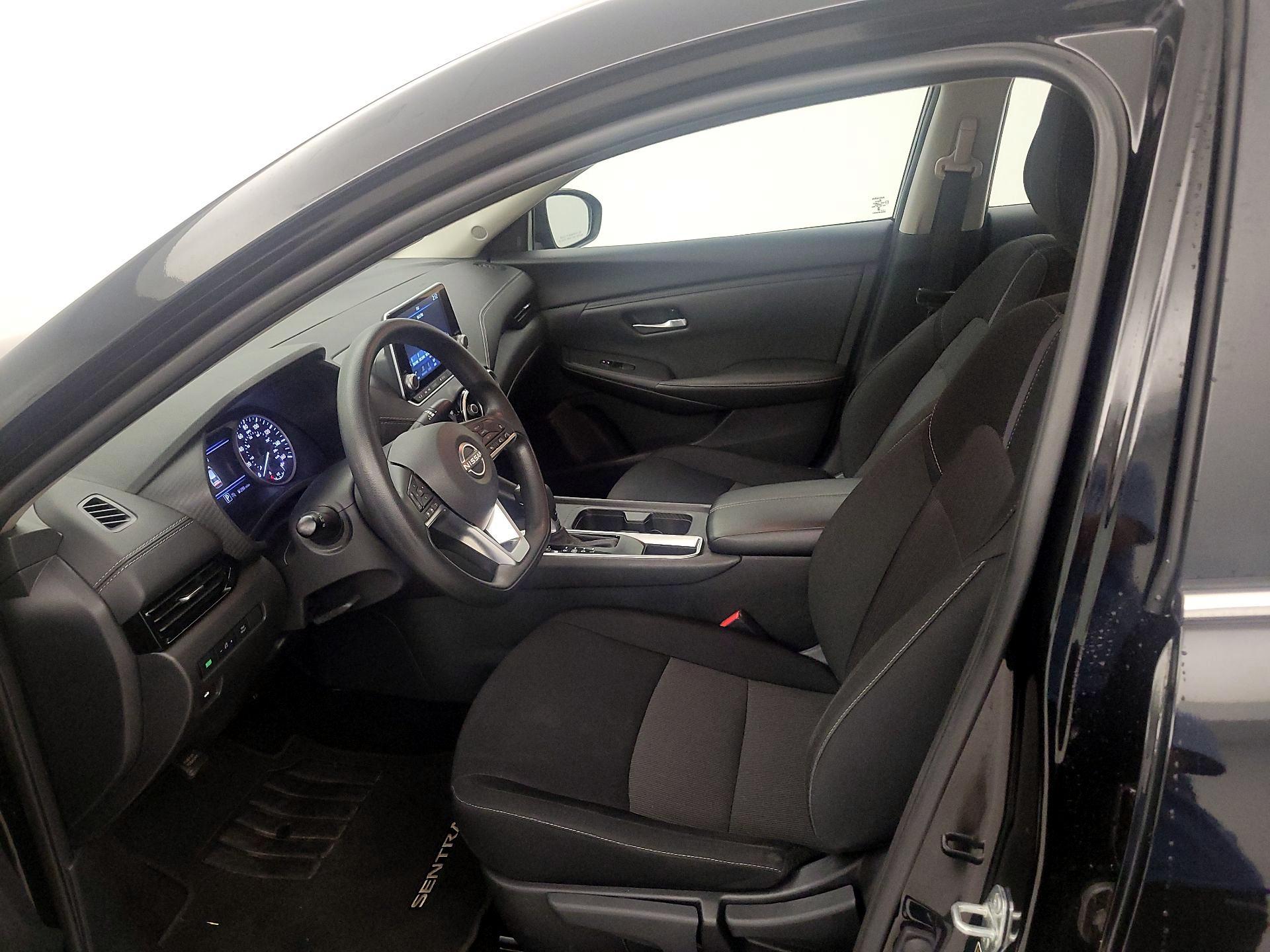 Thumbnail: 2025 Nissan Sentra - 11