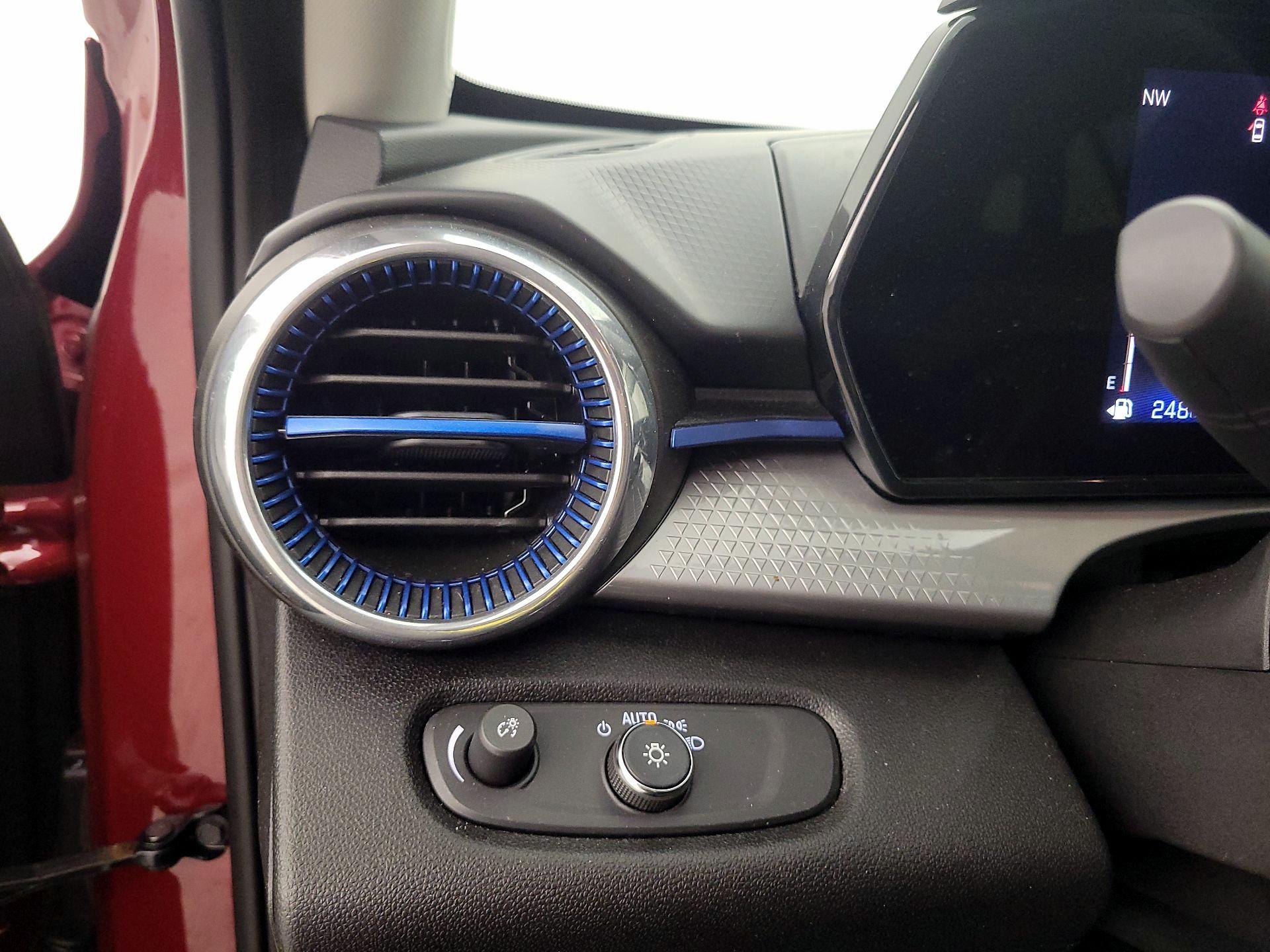 Thumbnail: 2025 Chevrolet Trax - 13