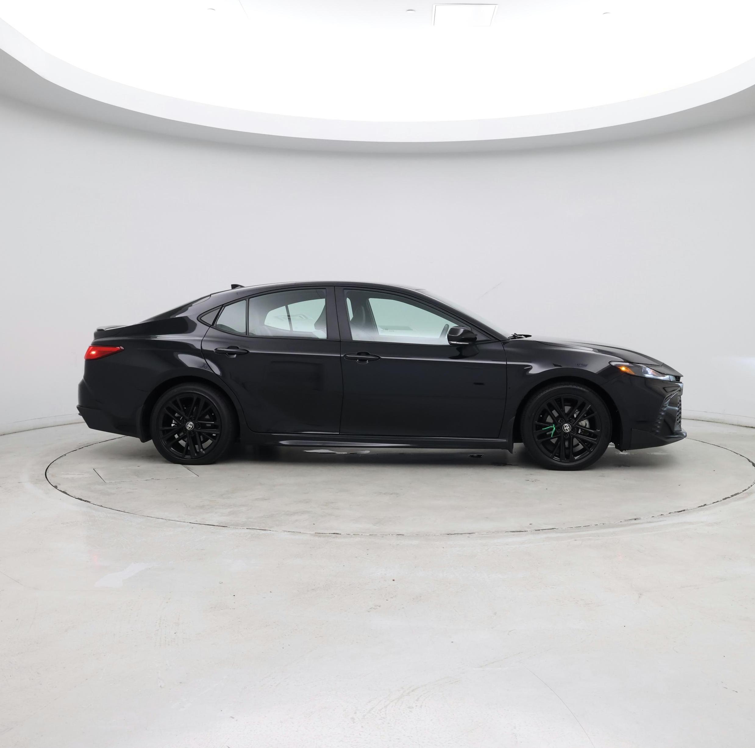 Thumbnail: 2025 Toyota Camry - 7