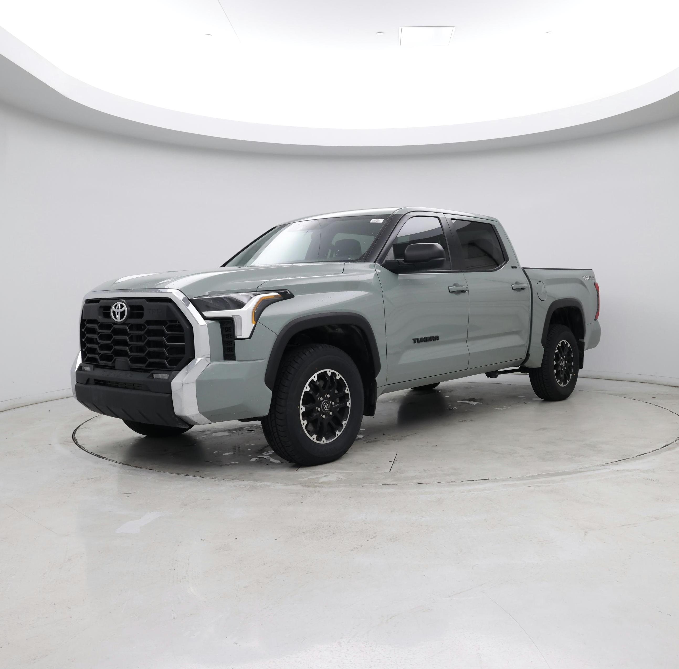Thumbnail: 2025 Toyota Tundra - 3