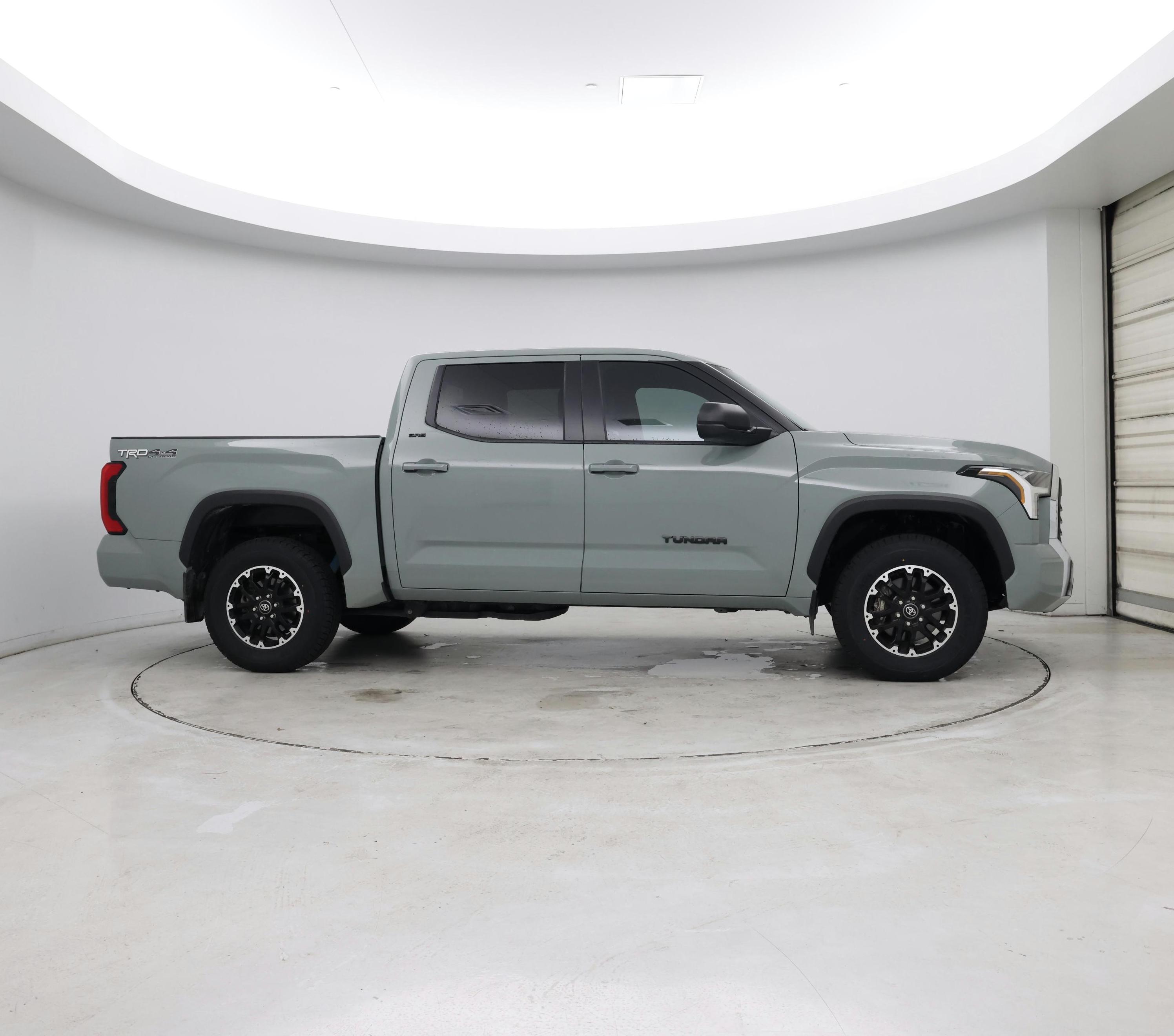 Thumbnail: 2025 Toyota Tundra - 7