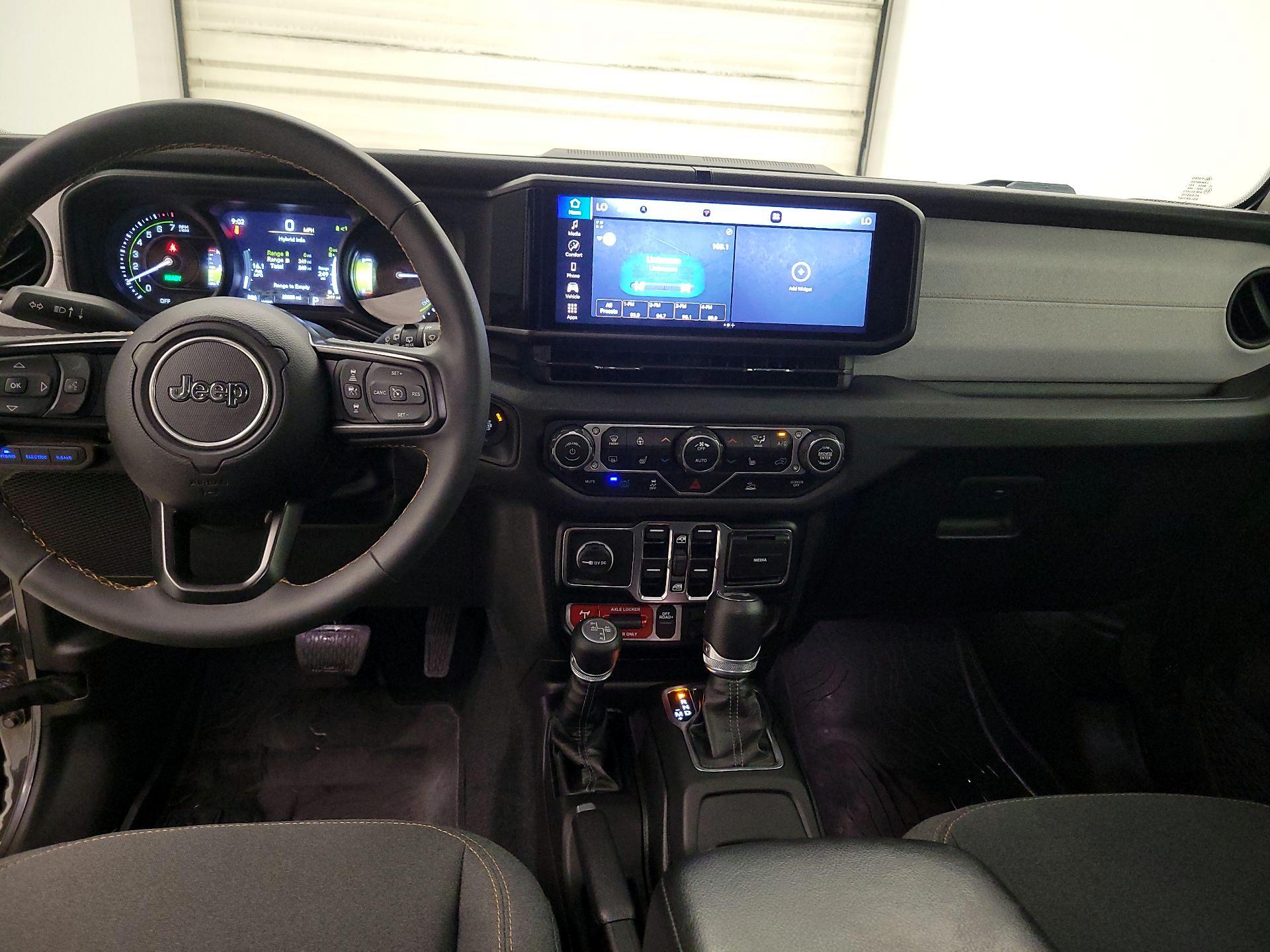 Thumbnail: 2024 Jeep Wrangler - 9