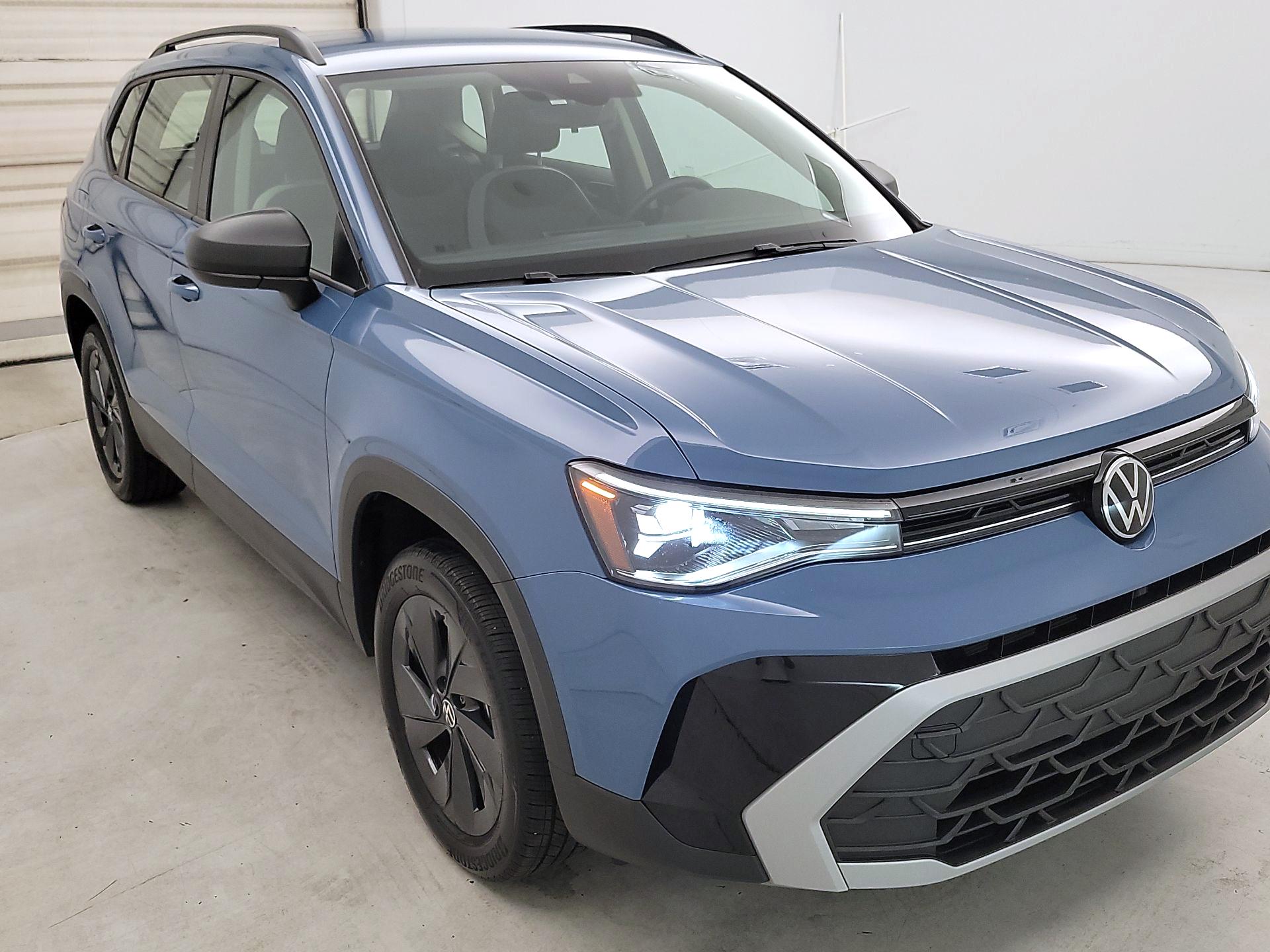 Thumbnail: 2025 Volkswagen Taos - 1