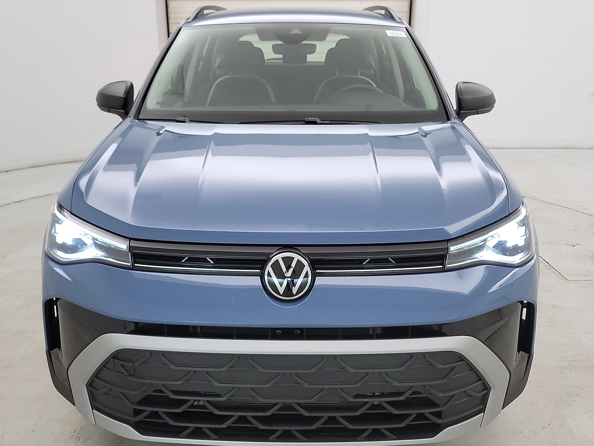 Thumbnail: 2025 Volkswagen Taos - 2