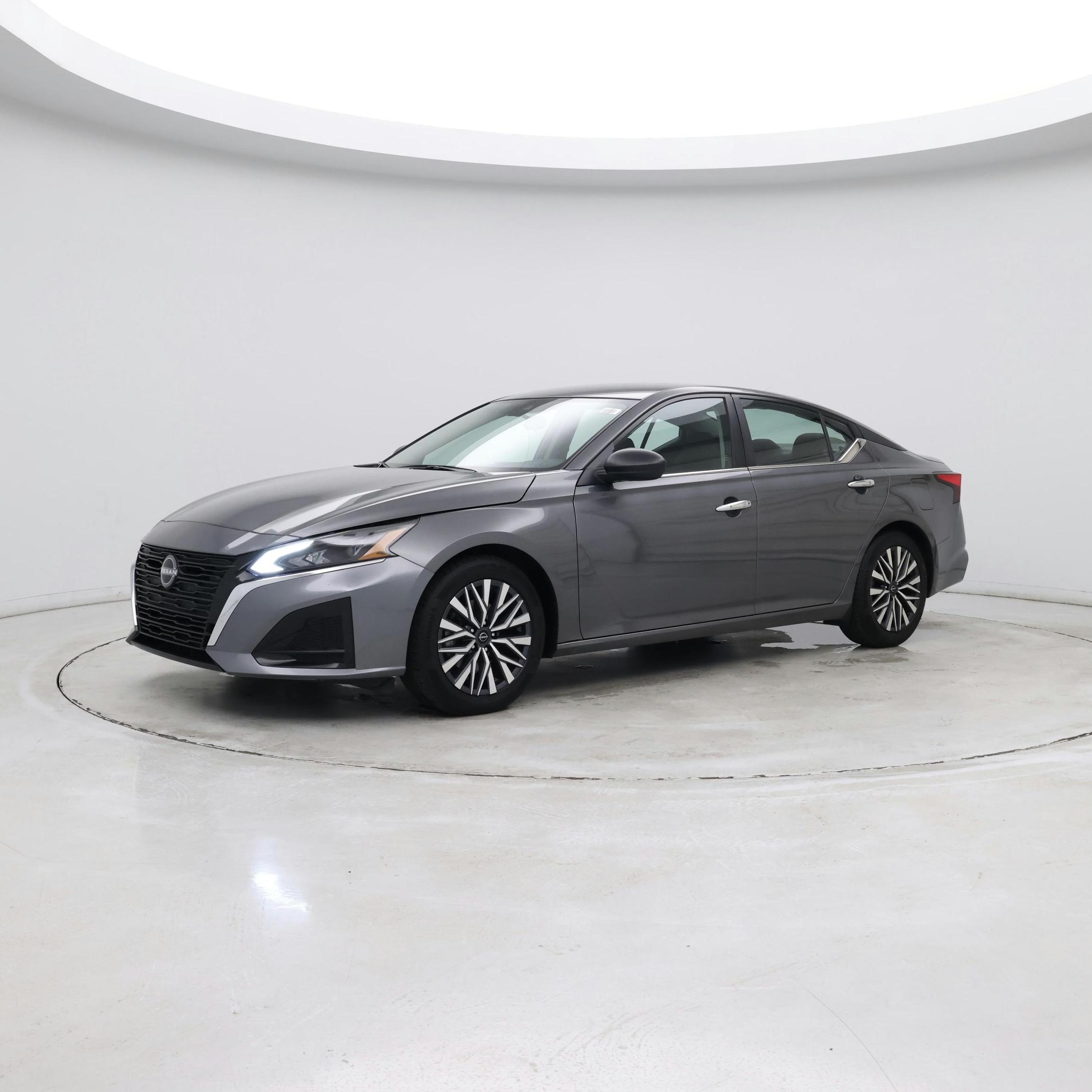Thumbnail: 2025 Nissan Altima - 3