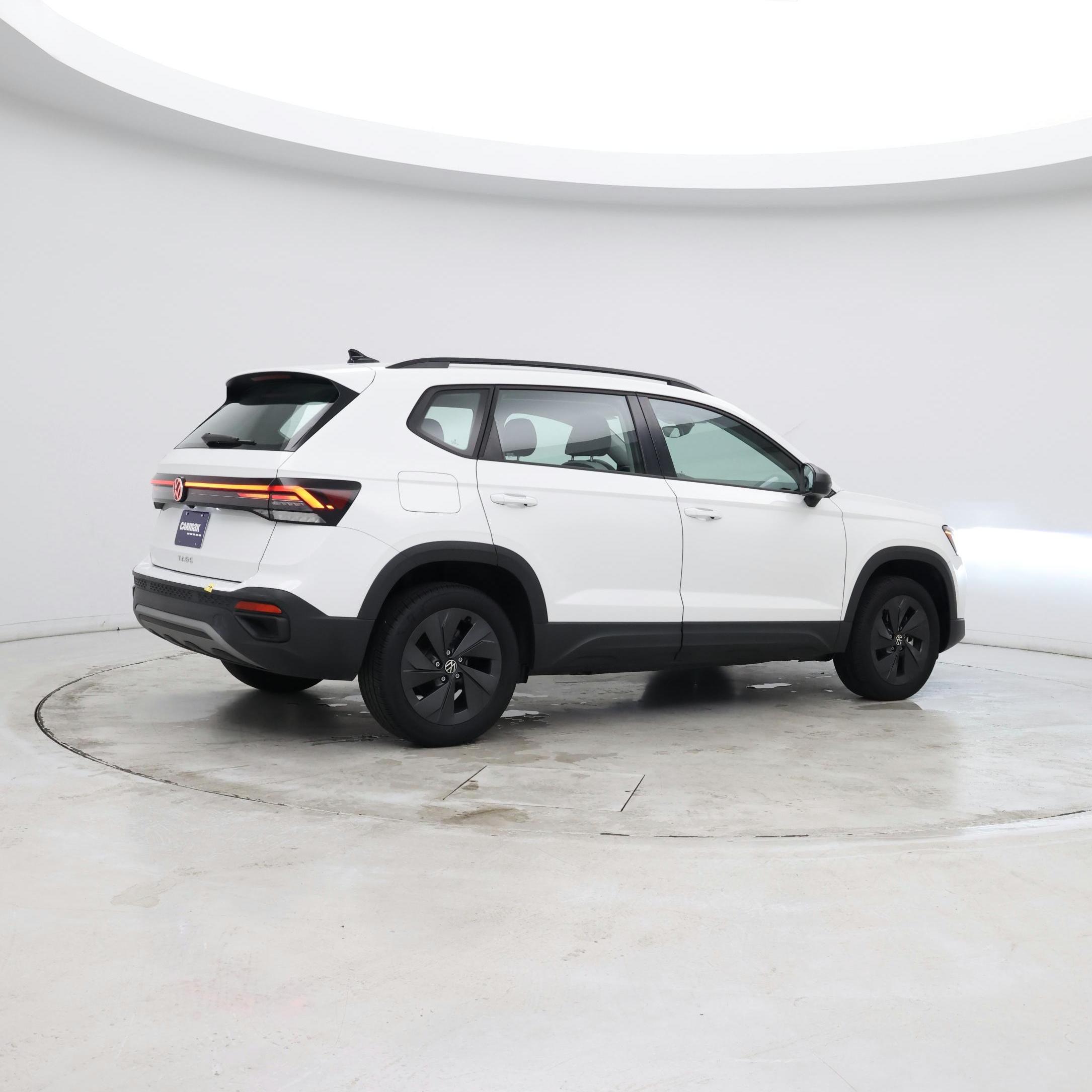 Thumbnail: 2025 Volkswagen Taos - 6
