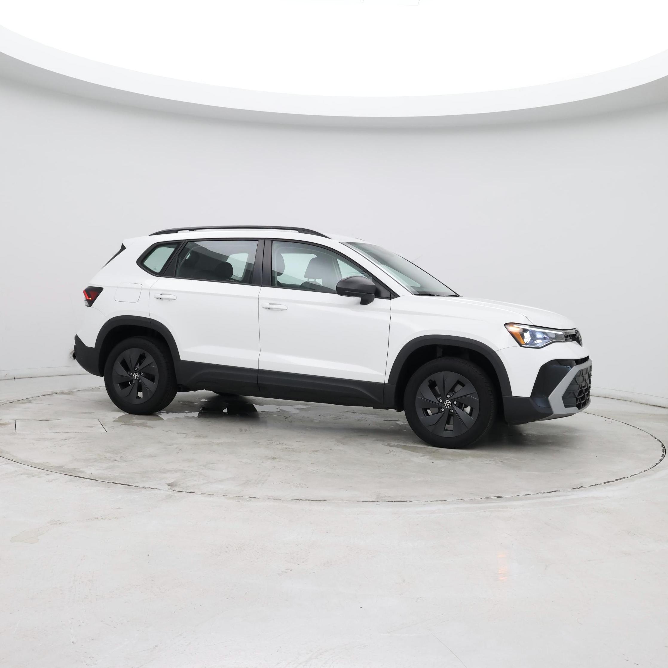 Thumbnail: 2025 Volkswagen Taos - 7