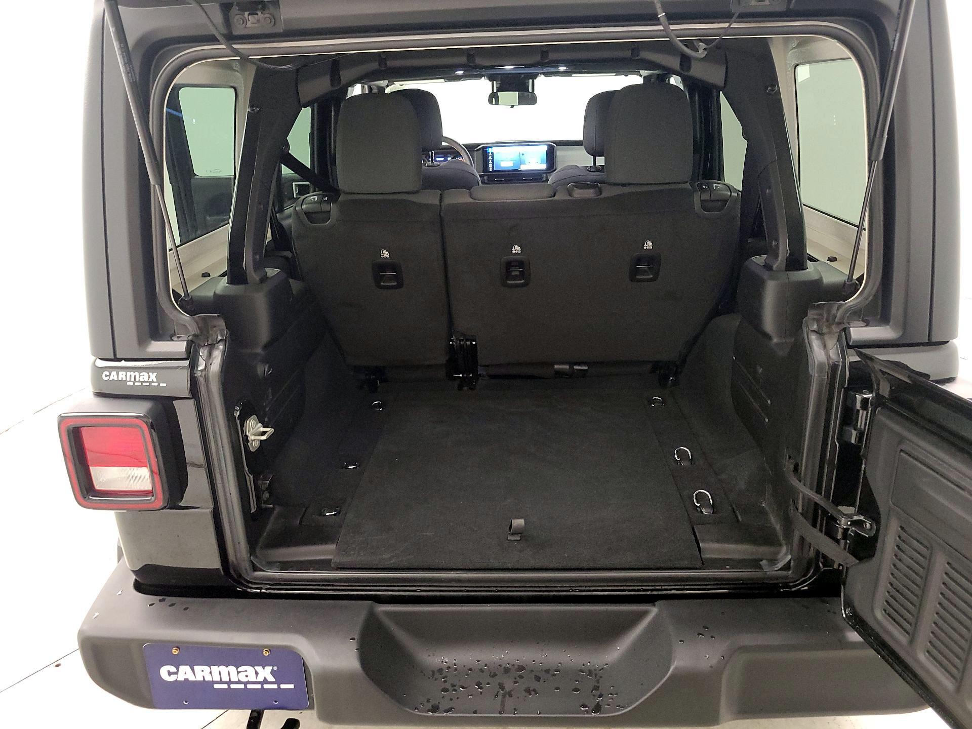 Thumbnail: 2024 Jeep Wrangler - 20