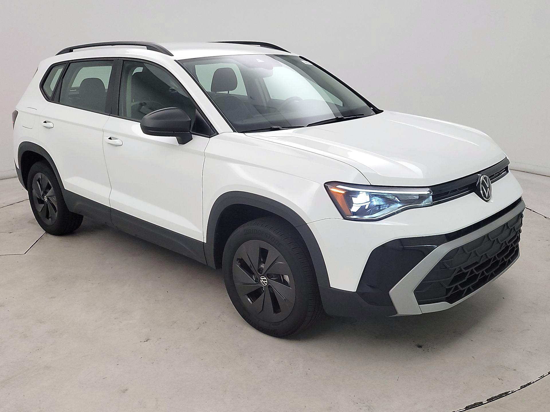 Thumbnail: 2025 Volkswagen Taos - 1