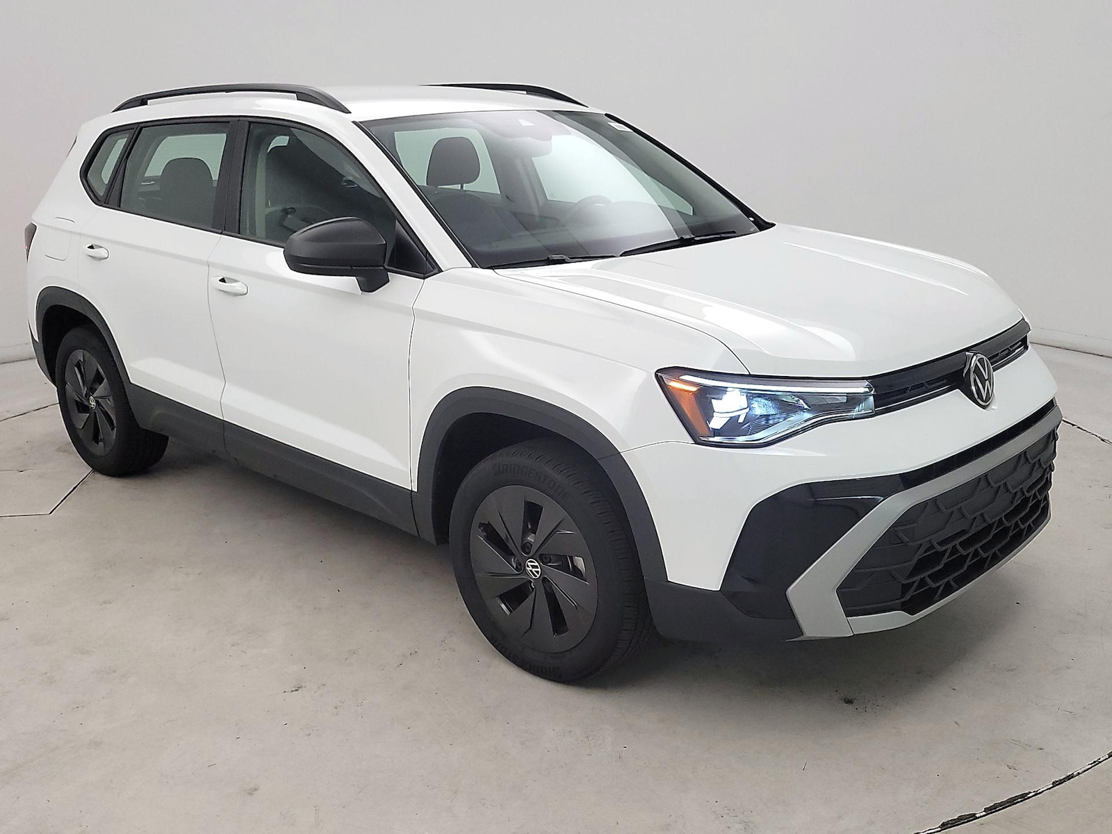2025 Volkswagen Taos