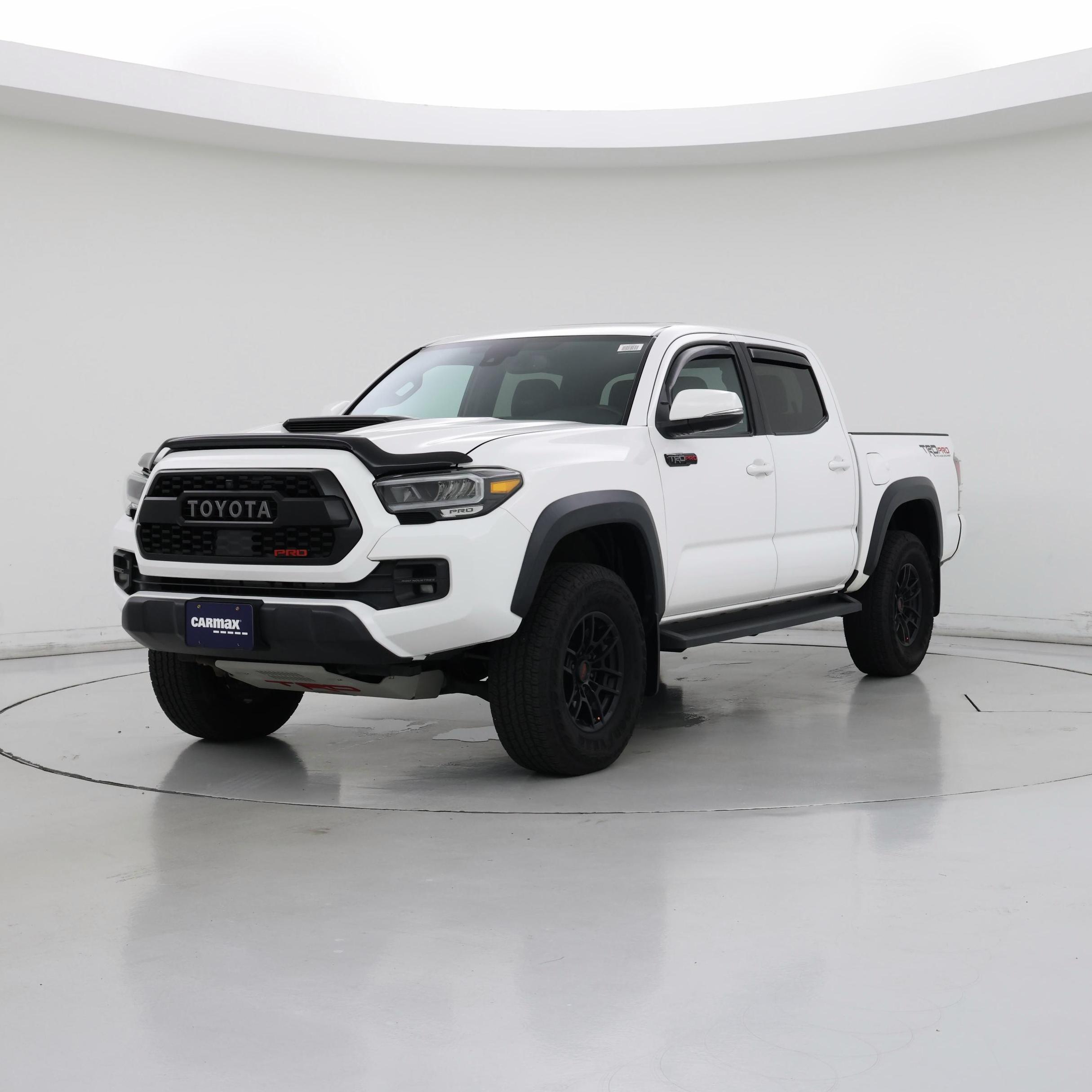 Thumbnail: 2020 Toyota Tacoma - 4
