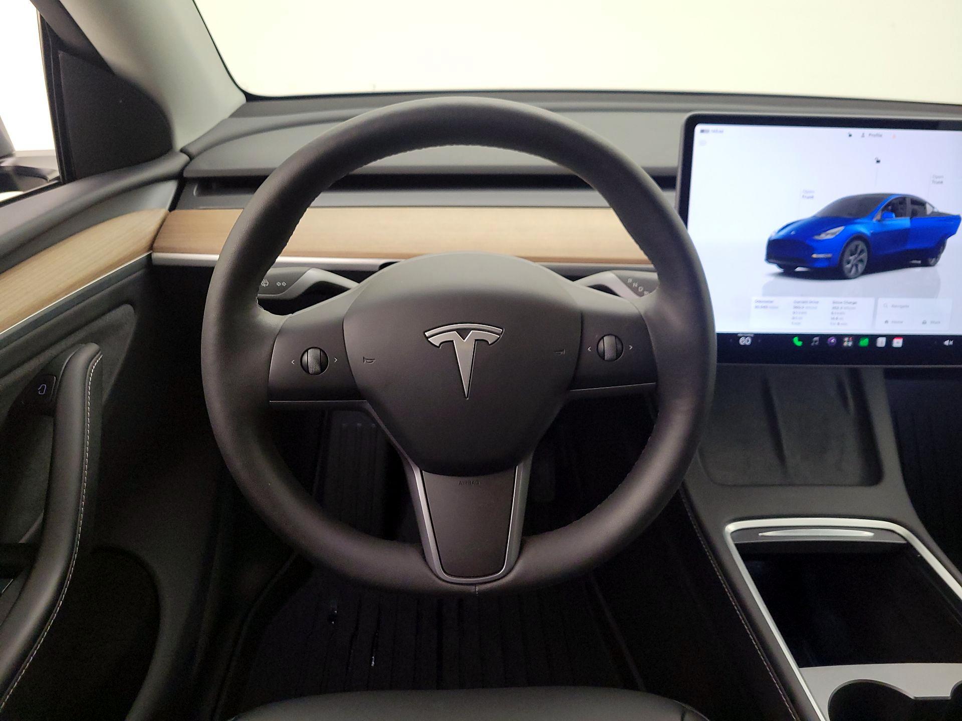 Thumbnail: 2025 Tesla Model Y - 10