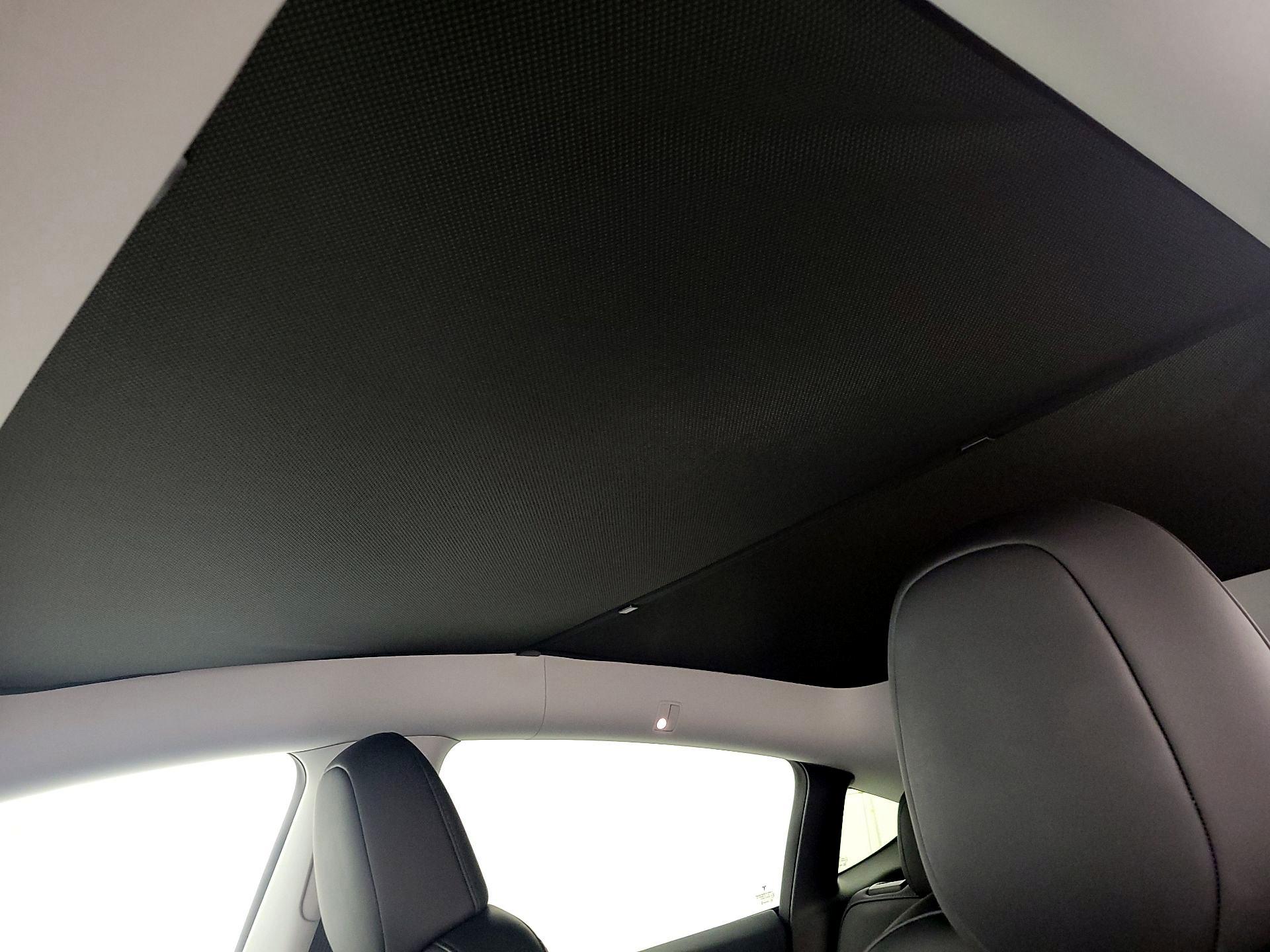 Thumbnail: 2025 Tesla Model Y - 19