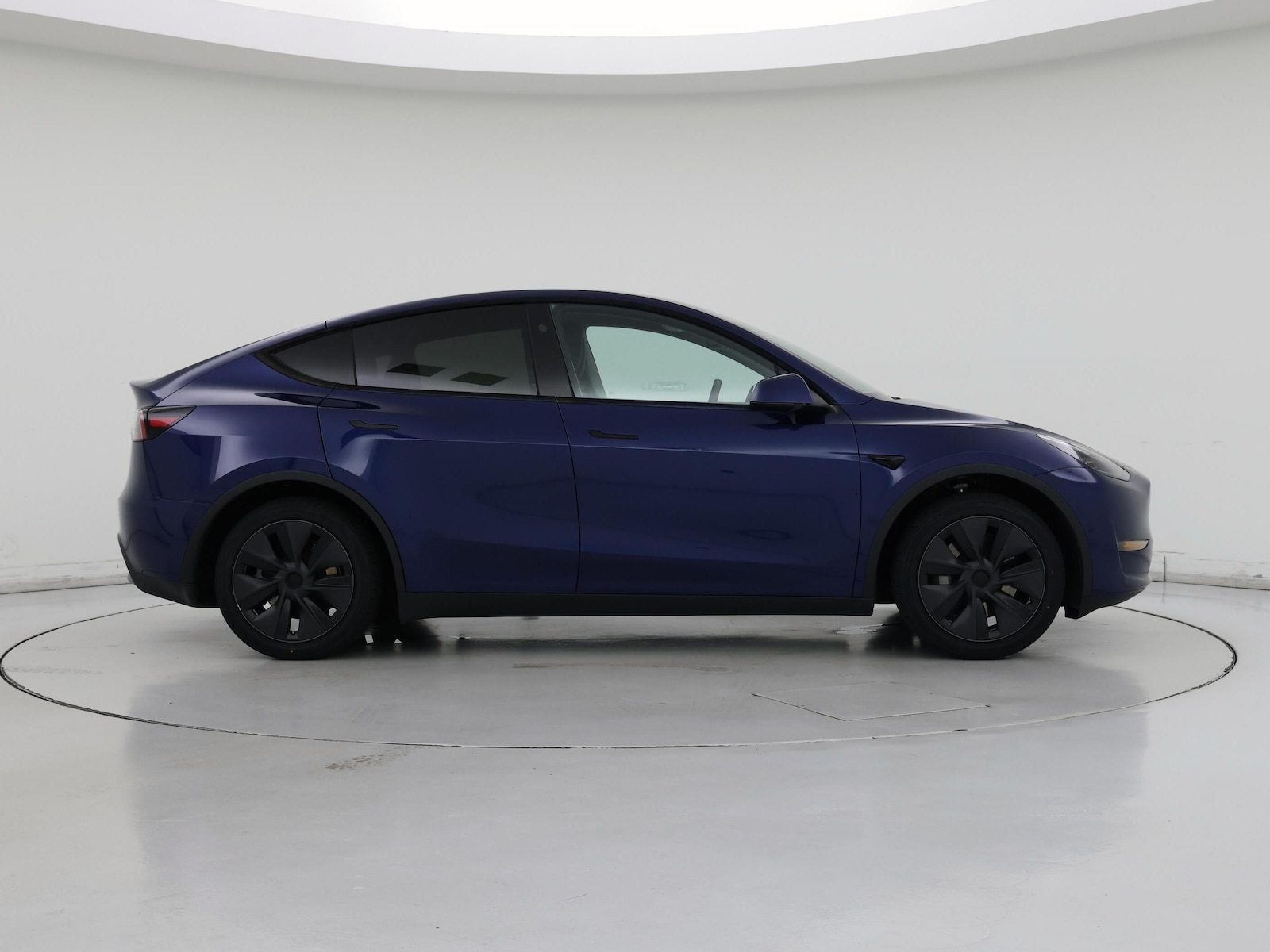 2025 Tesla Model Y Long Range - Photo 8