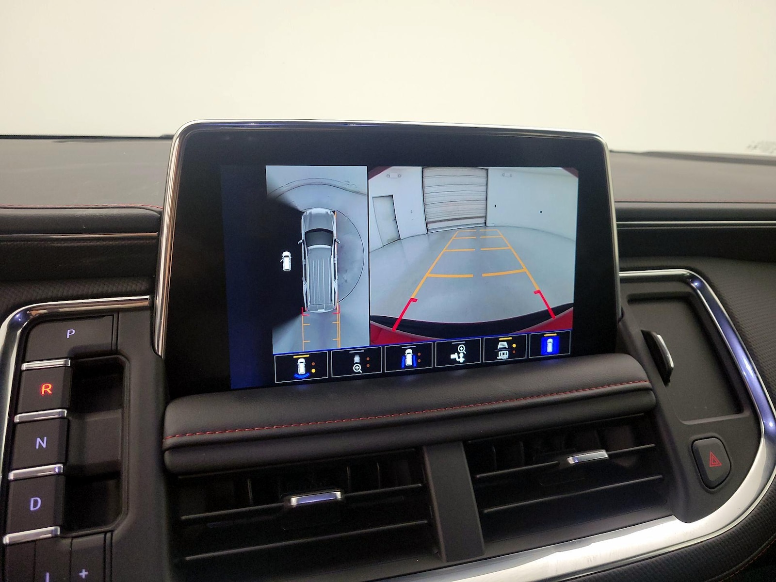 2024 Chevrolet Tahoe RST - Photo 16