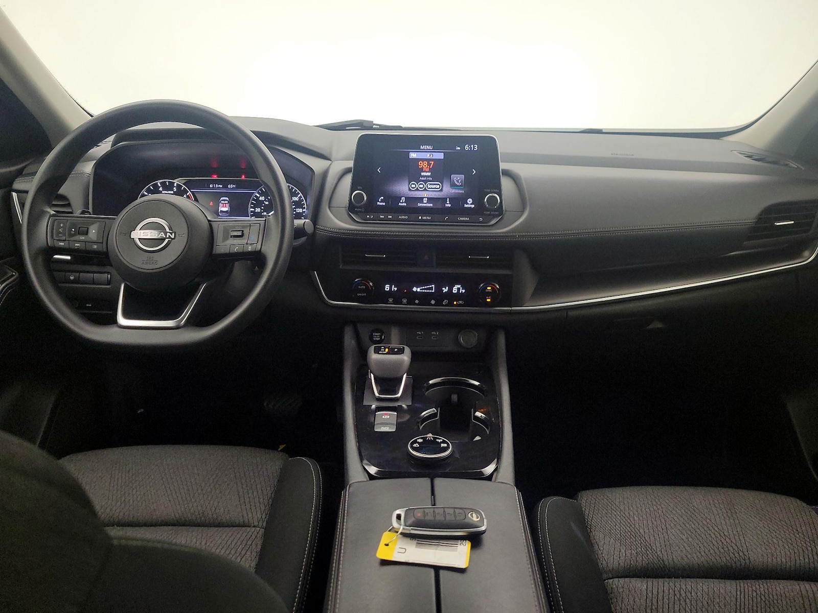 2024 Nissan Rogue SV - Photo 10