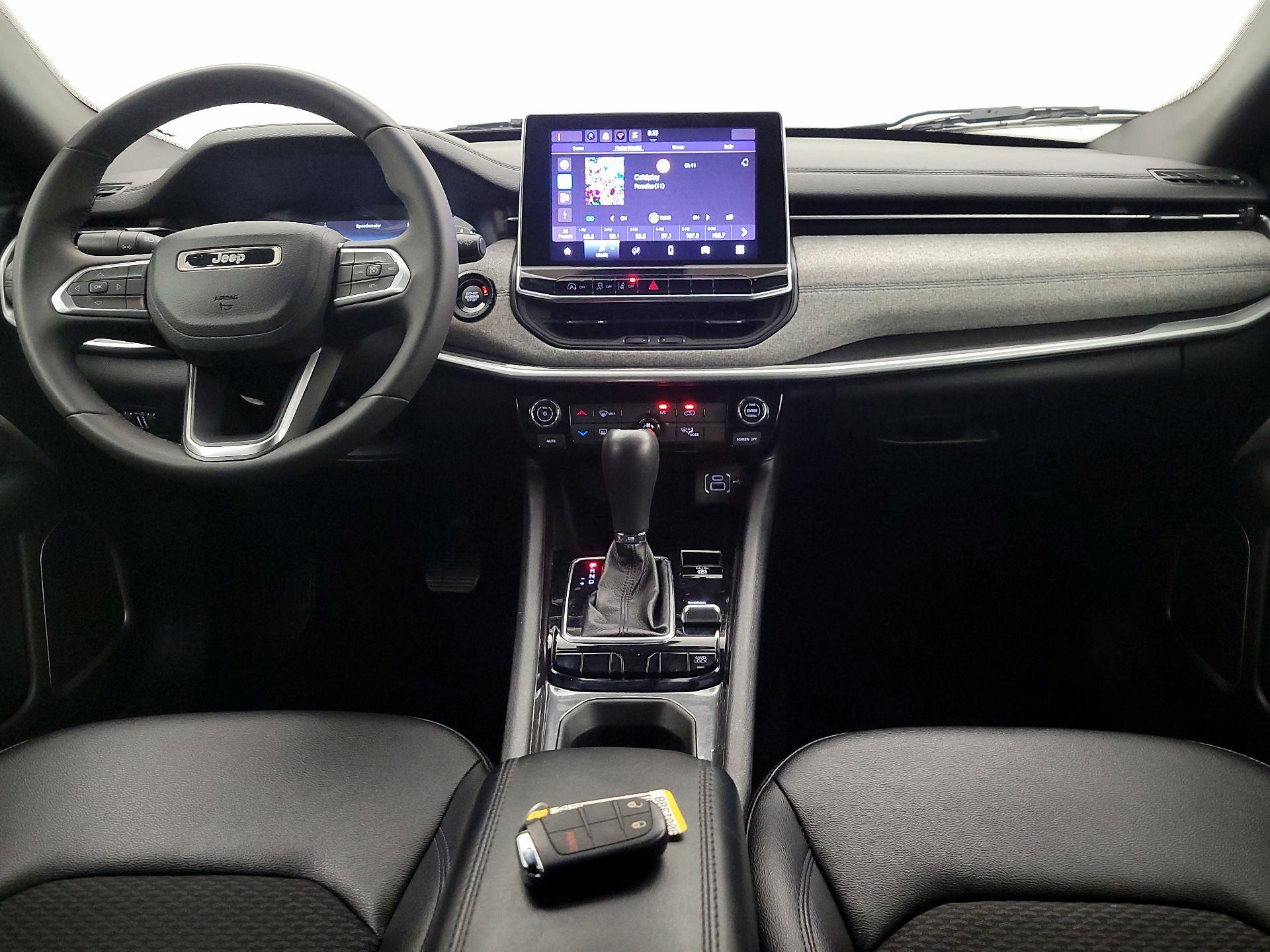 Thumbnail: 2024 Jeep Compass - 9