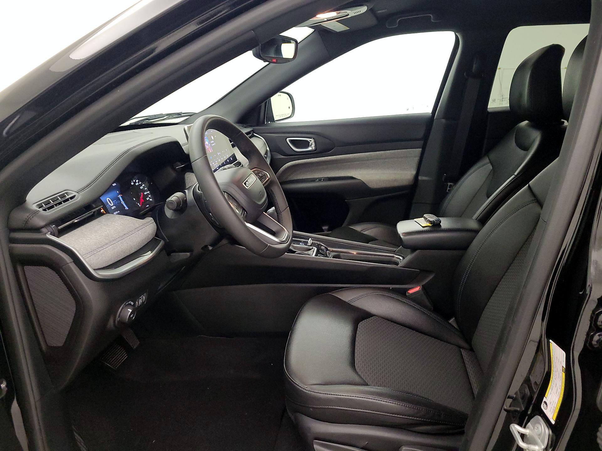 Thumbnail: 2024 Jeep Compass - 11