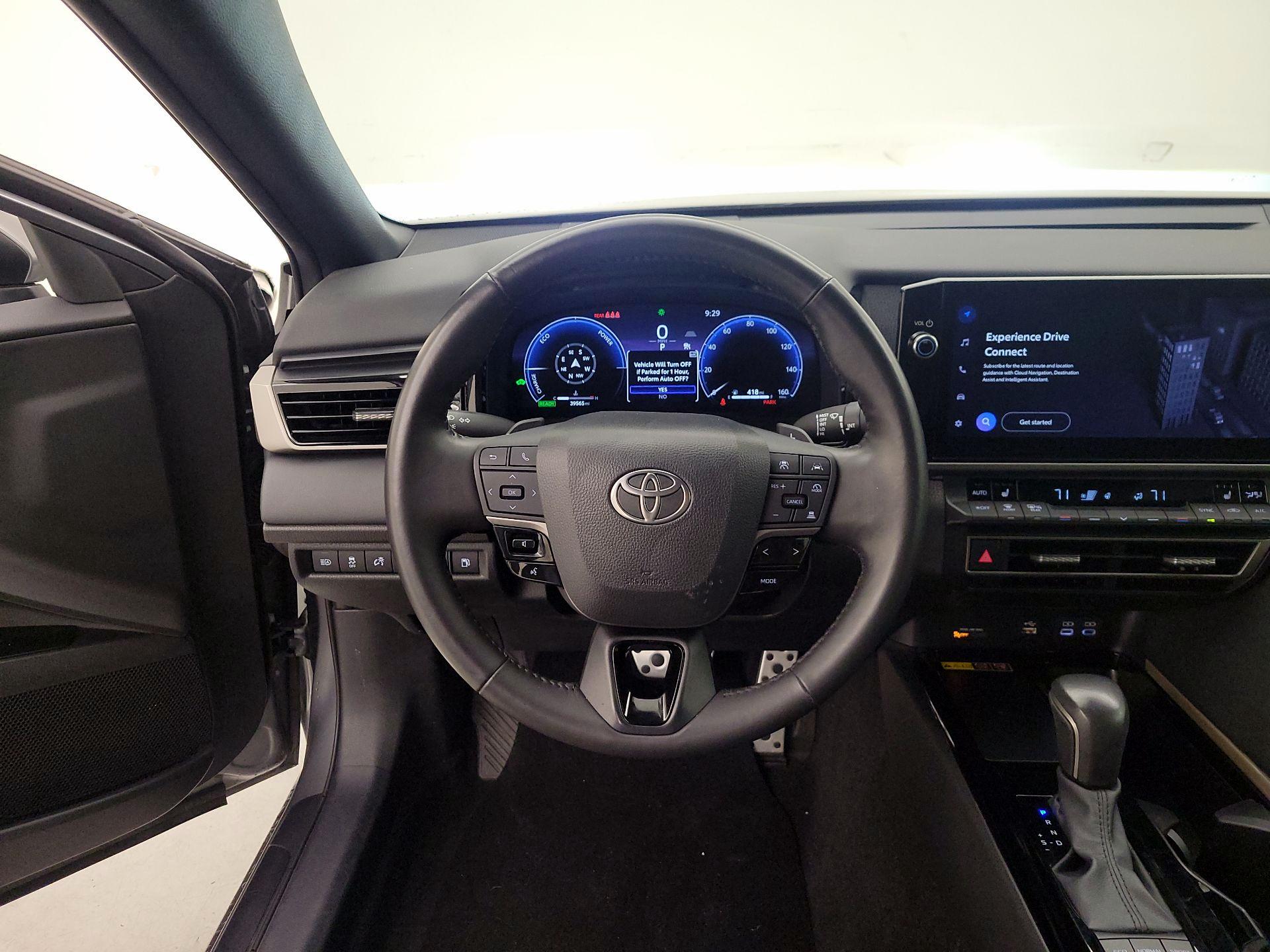 Thumbnail: 2025 Toyota Camry - 10