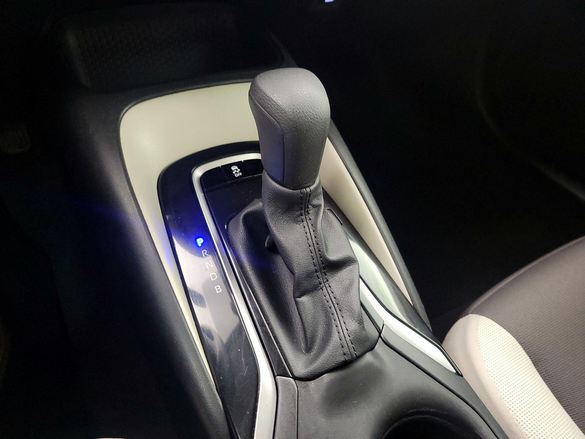 Thumbnail: 2025 Toyota Corolla - 17
