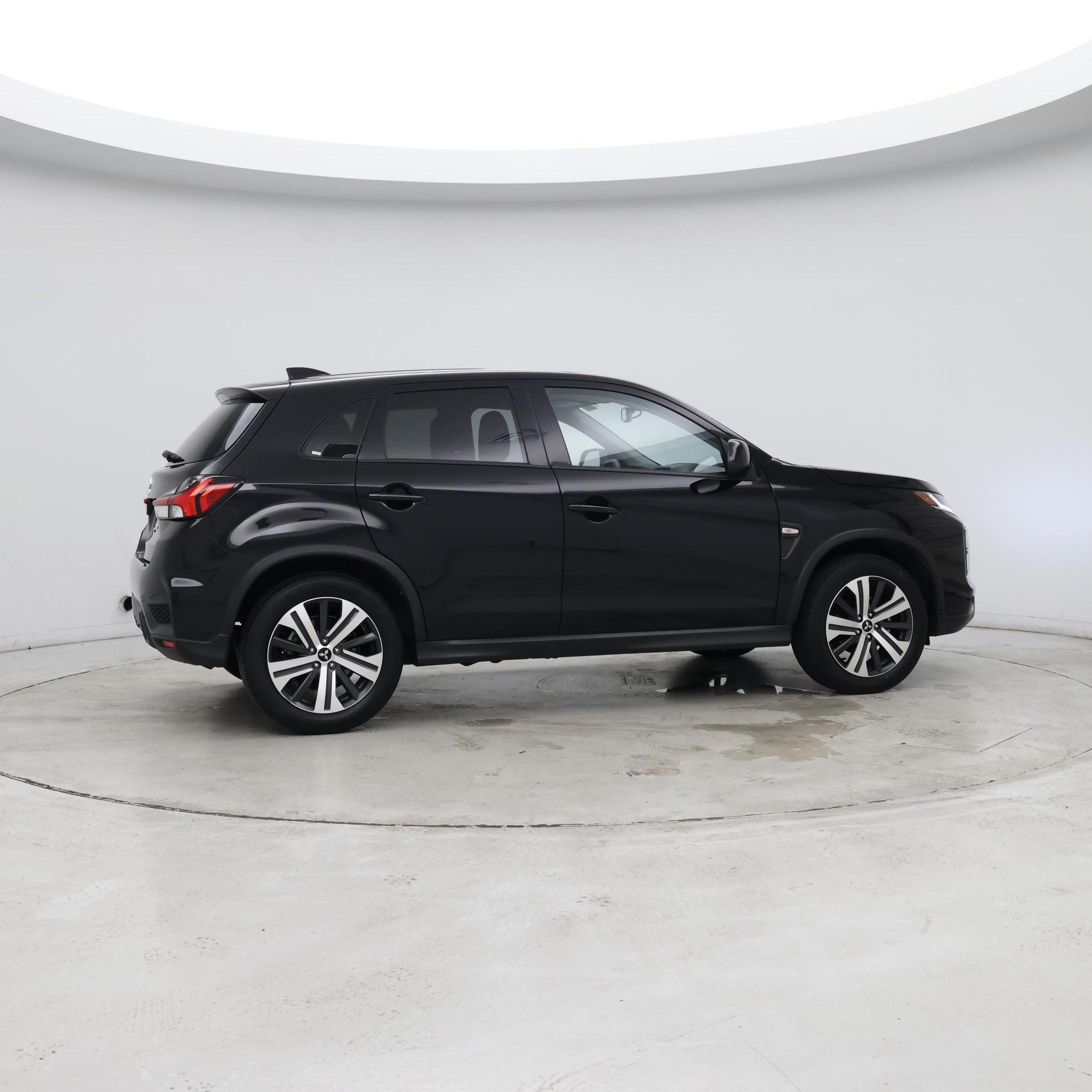 Thumbnail: 2025 Mitsubishi Outlander Sport - 8