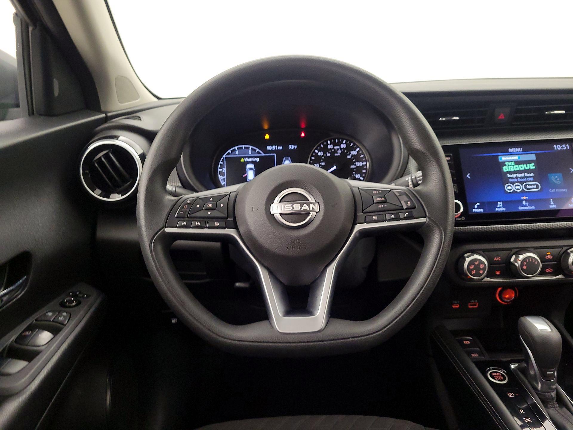 Thumbnail: 2023 Nissan Kicks - 10